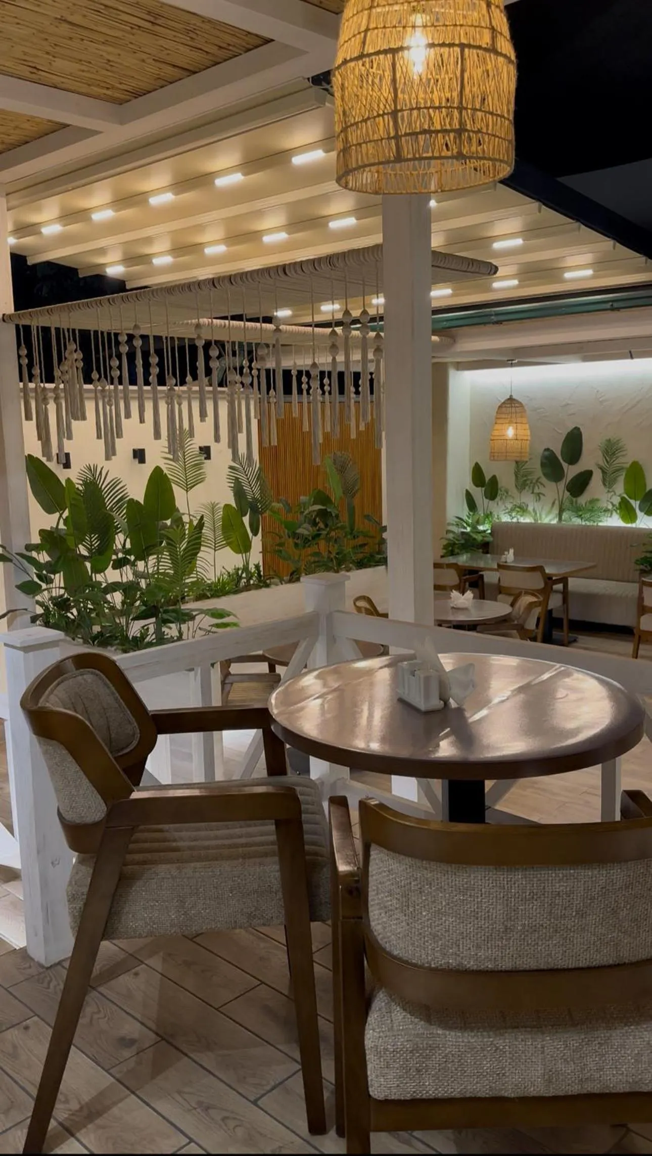 Restaurant/places to eat in Home Boutique Hotel