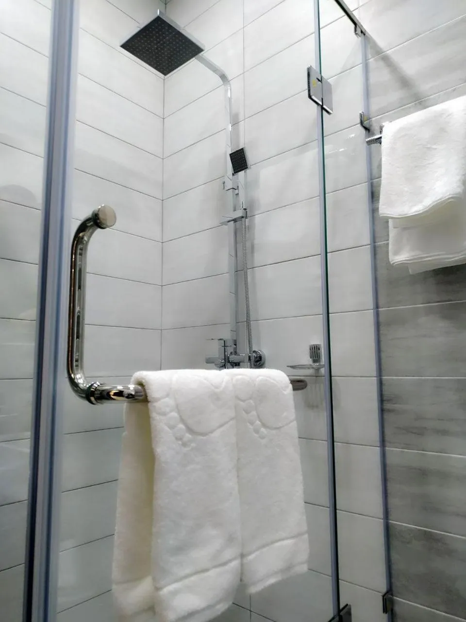 Shower in Home Boutique Hotel