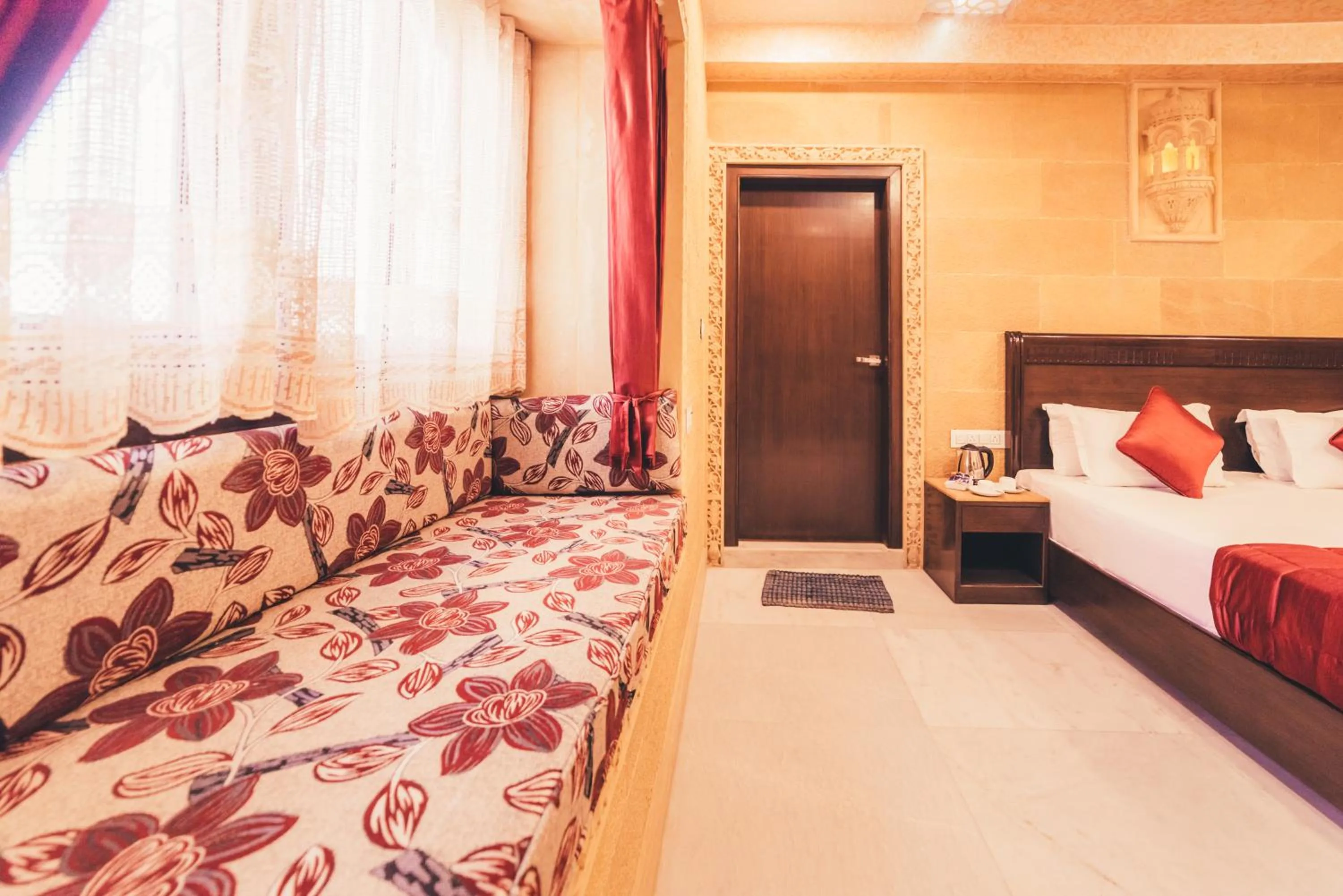 Bed in Hotel Sky Plaza - Best ever view of Jaisalmer Fort