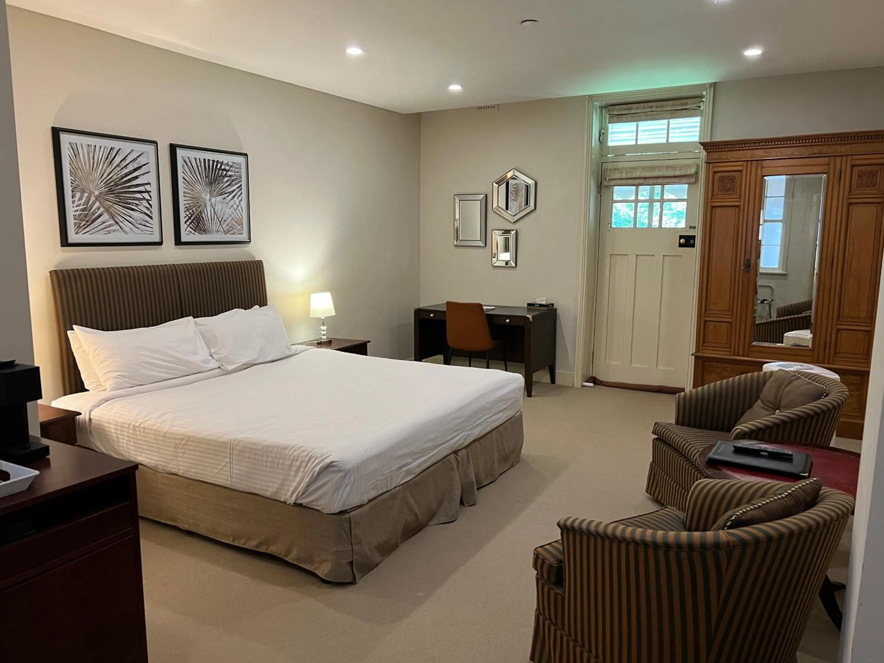 Bed in Fitzroy Inn Historic Retreat Mittagong