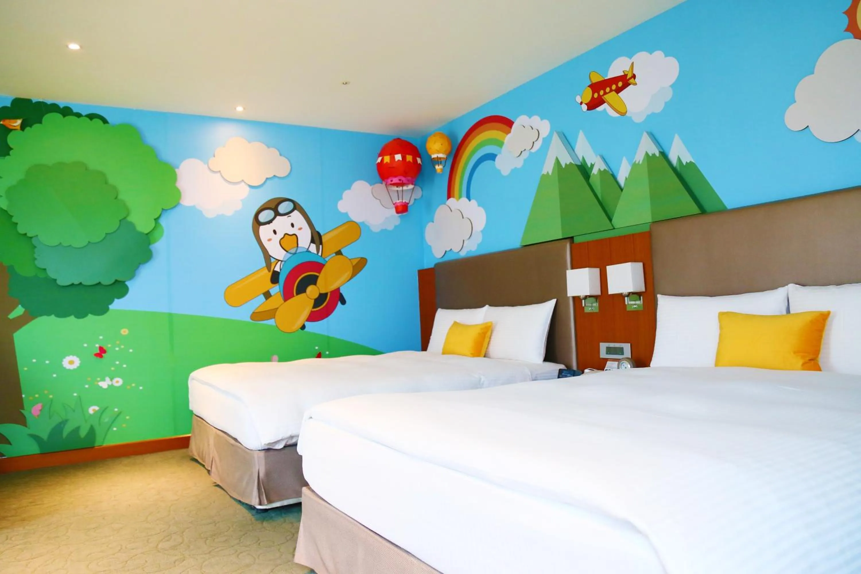 Bed in Taichung Harbor Hotel