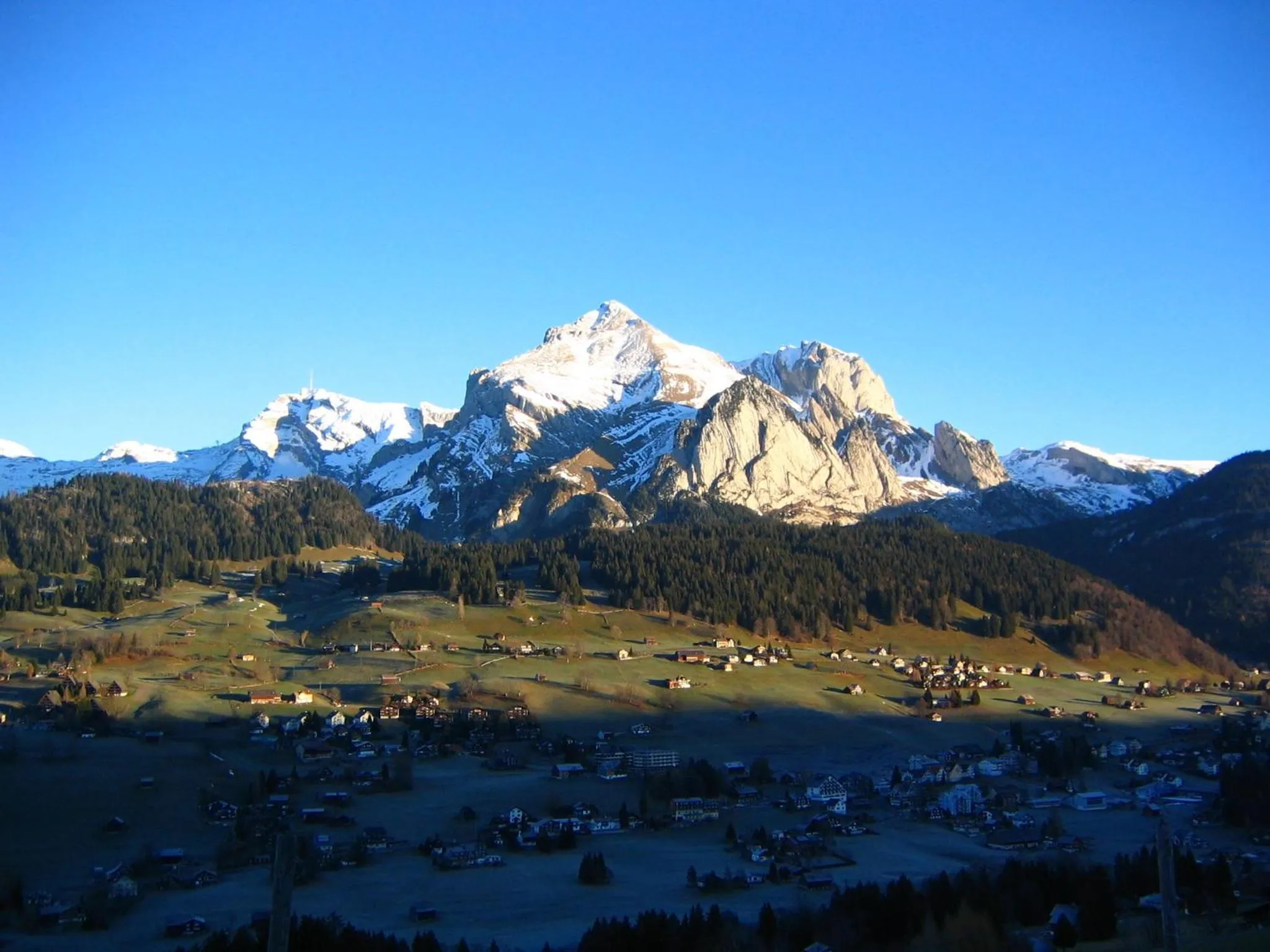 Bird's eye view in Zimmer & z'Morgä Schönenboden