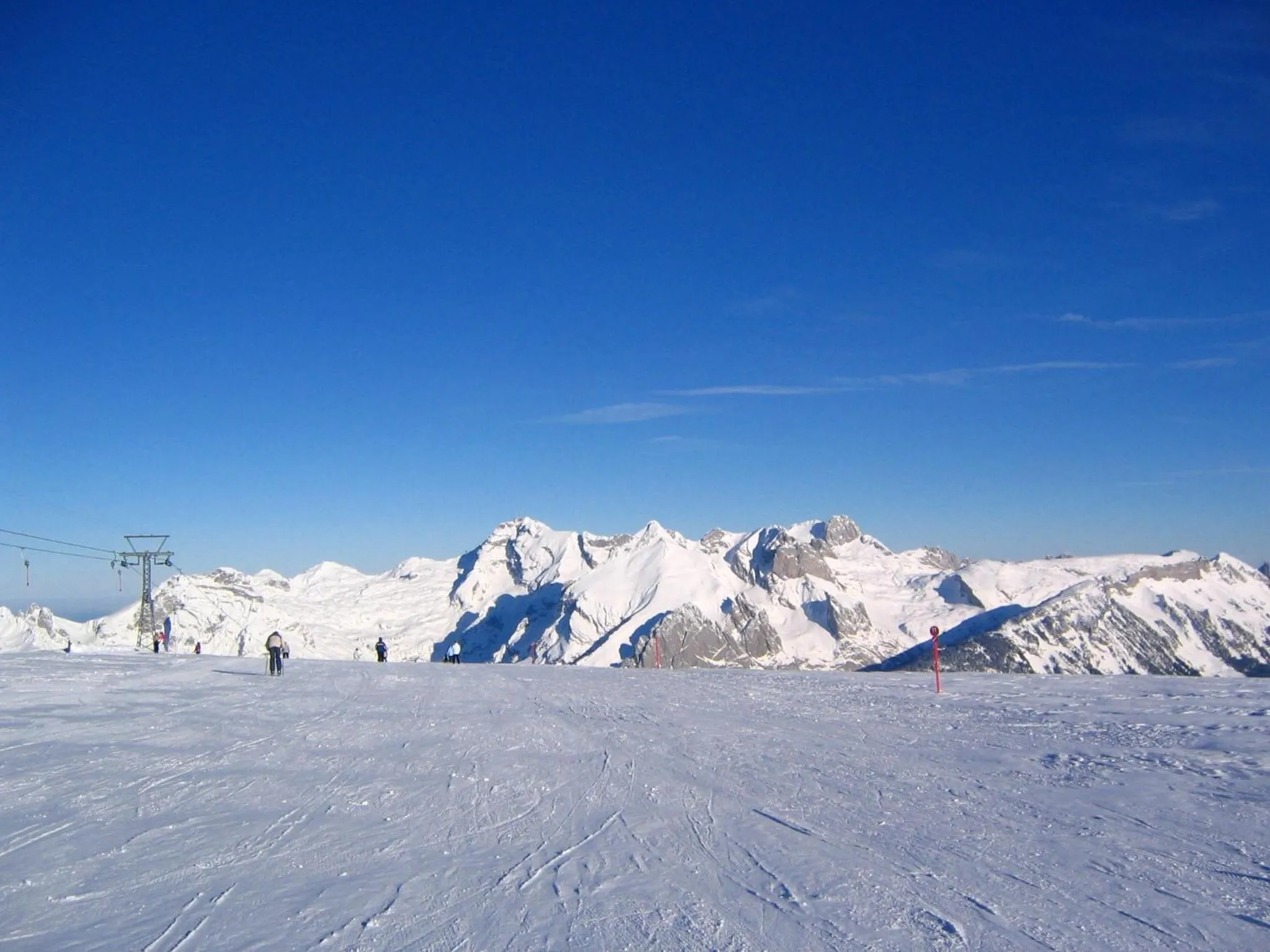 Skiing in Zimmer & z'Morgä Schönenboden
