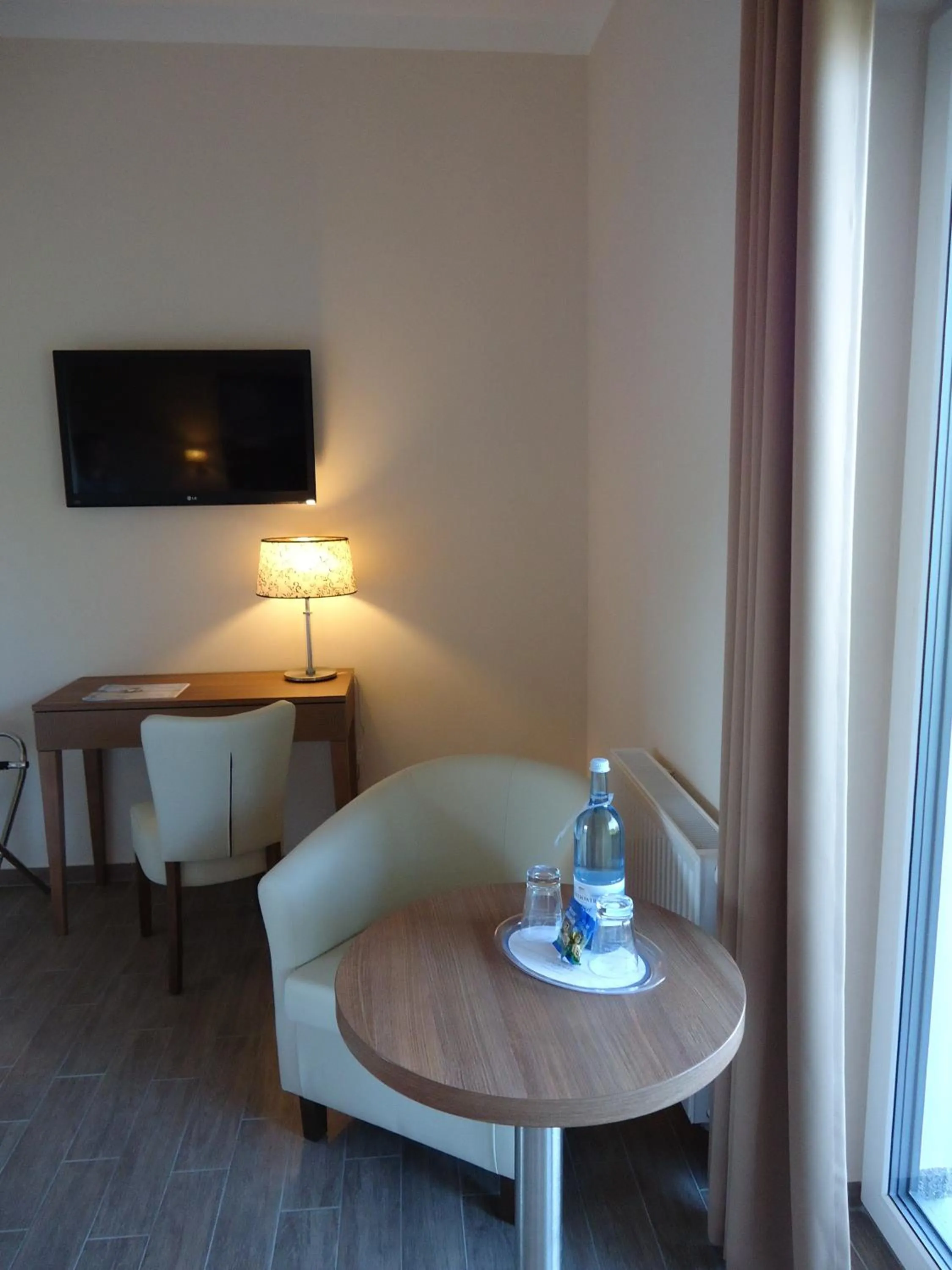 TV and multimedia in Ostseehotel Boltenhagen