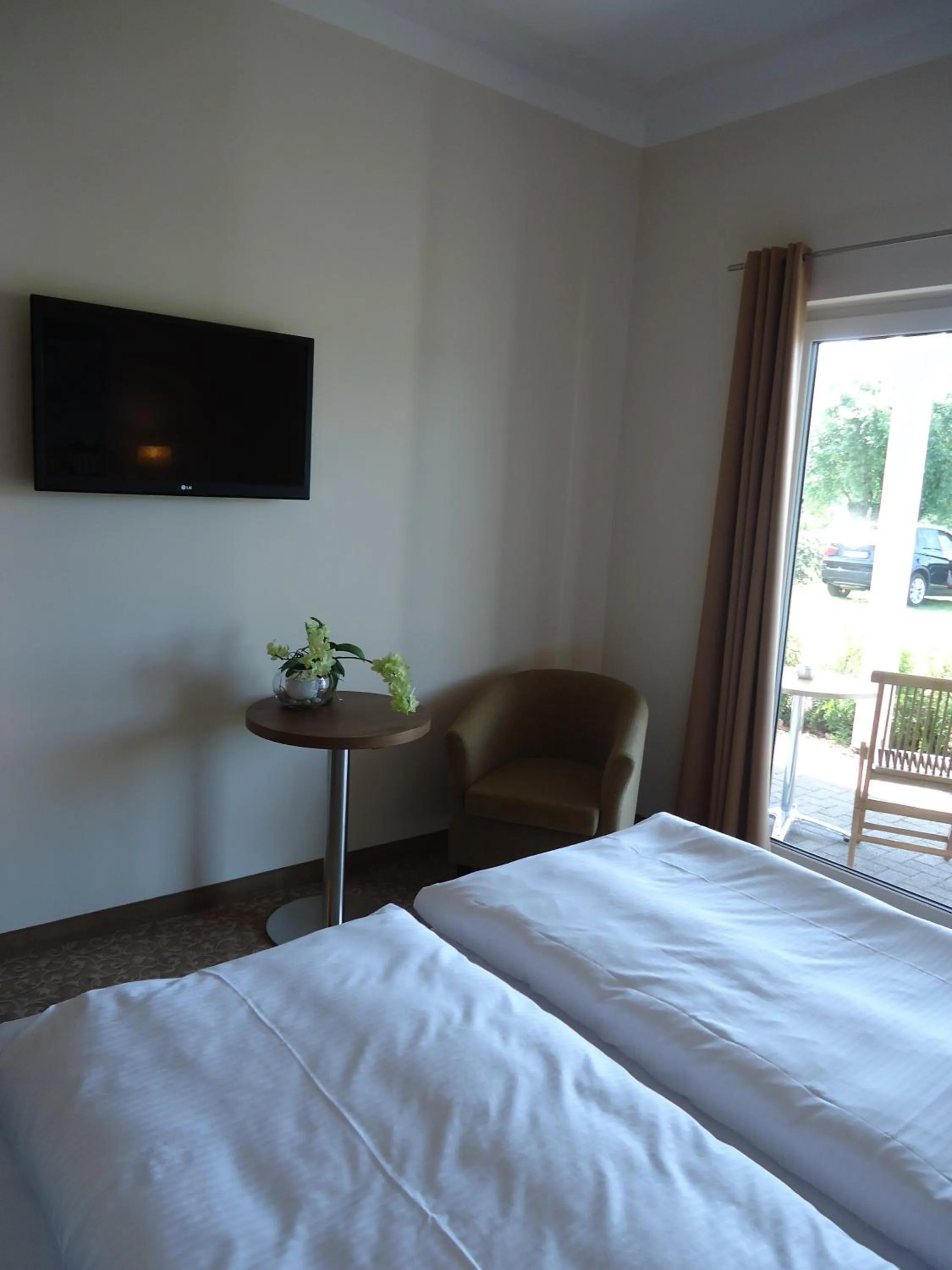 TV and multimedia, Bed in Ostseehotel Boltenhagen