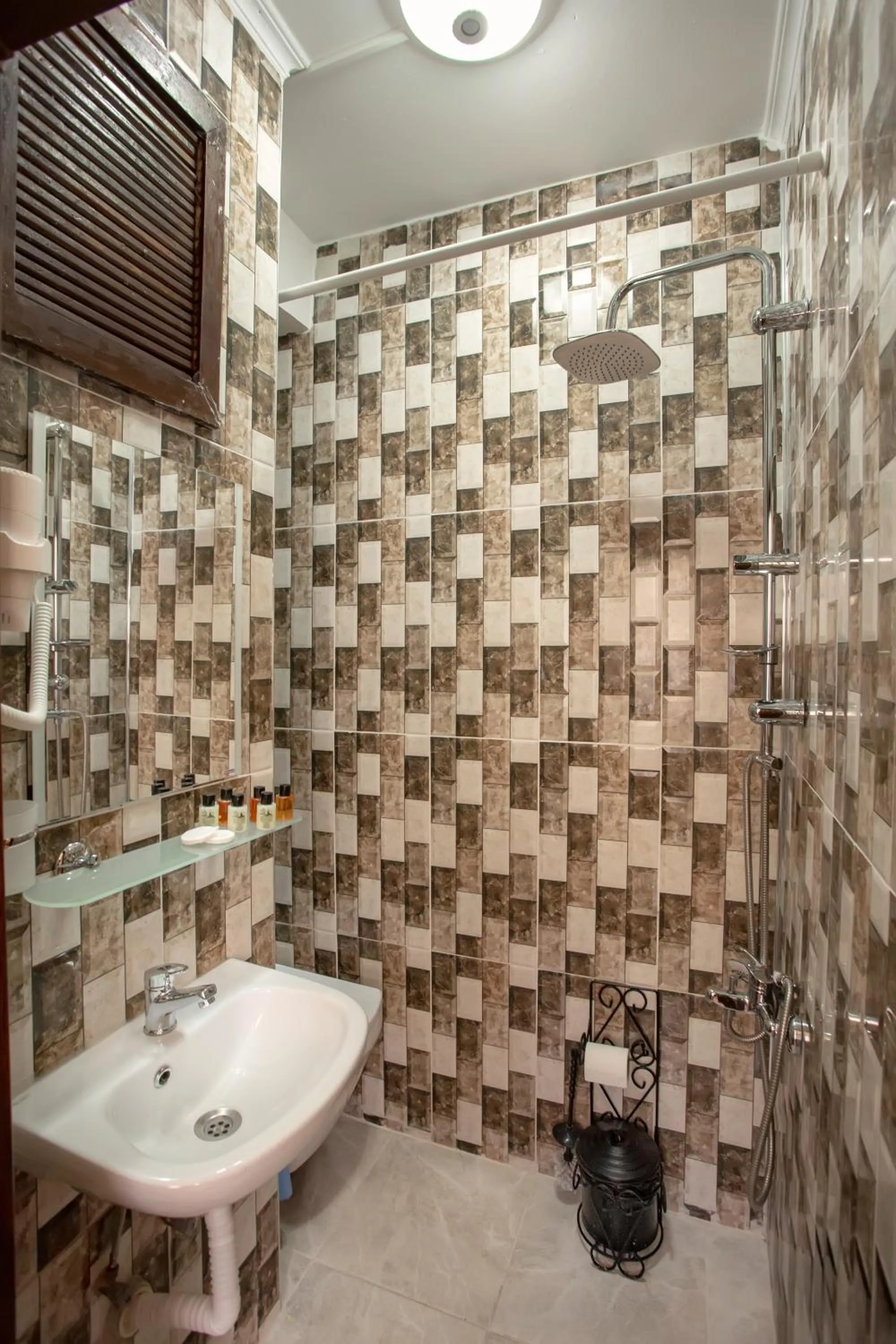 Bathroom in April Hotel