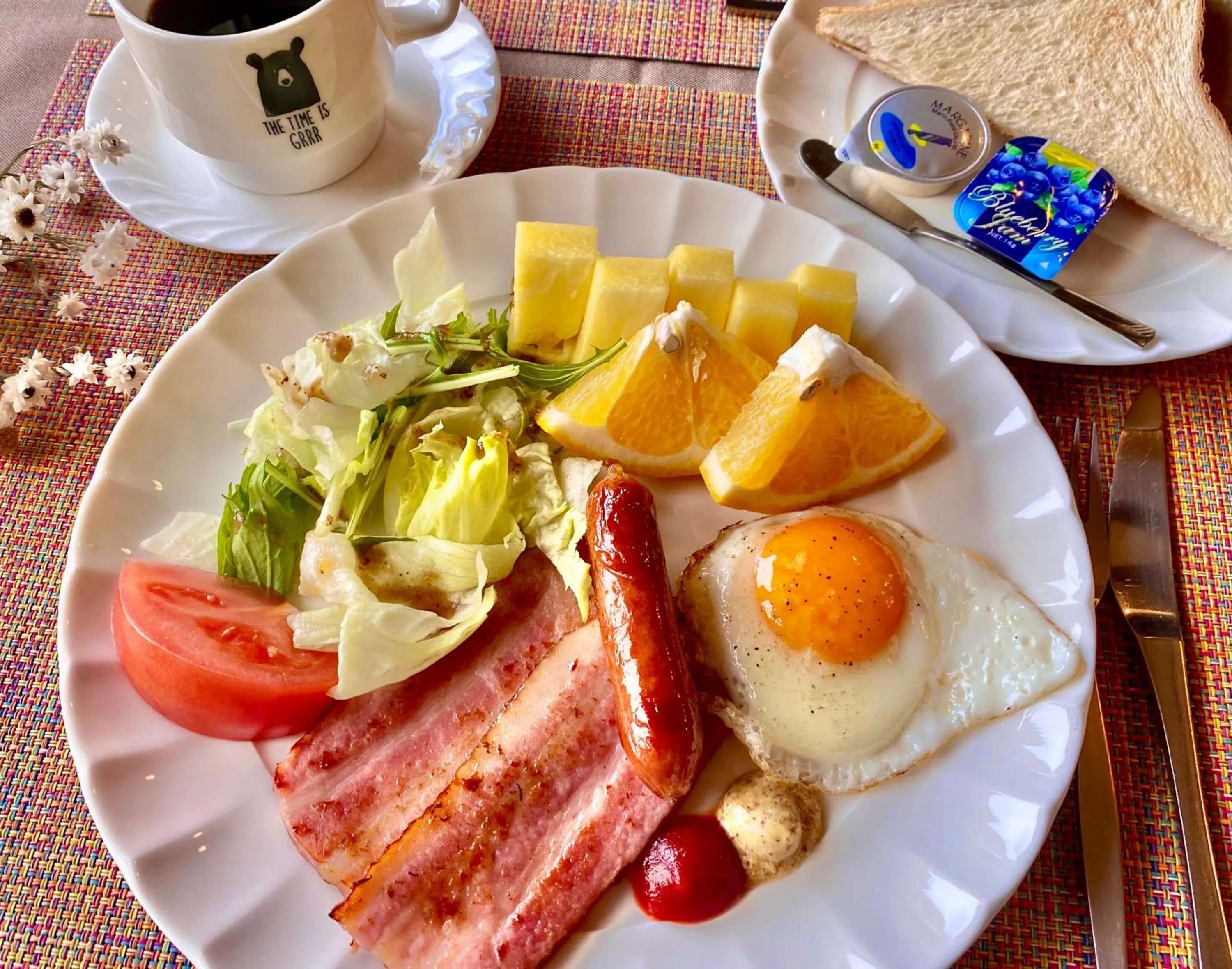 Breakfast in Guesthouse leaf