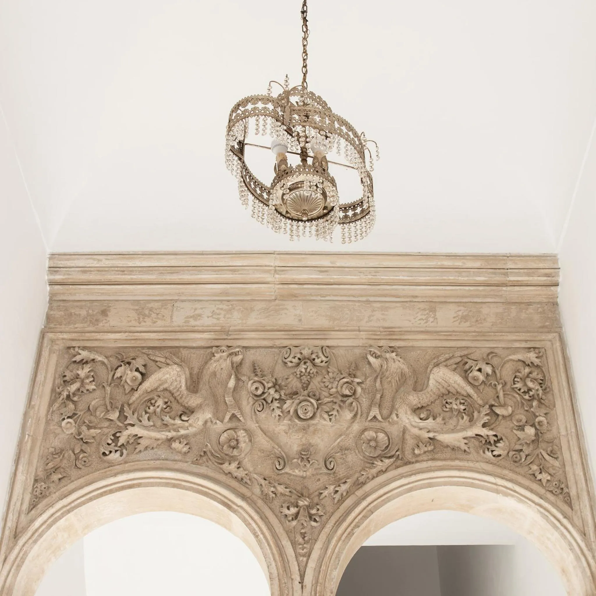 Decorative detail in Calafatari B&B