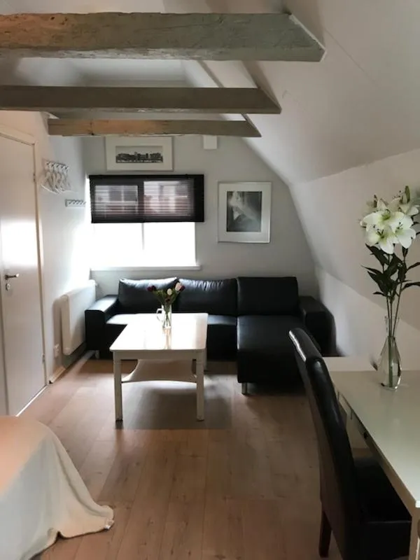 Photo of the whole room in Mullbärsgårdens Bed and Breakfast