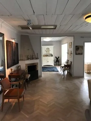 Property building in Mullbärsgårdens Bed and Breakfast