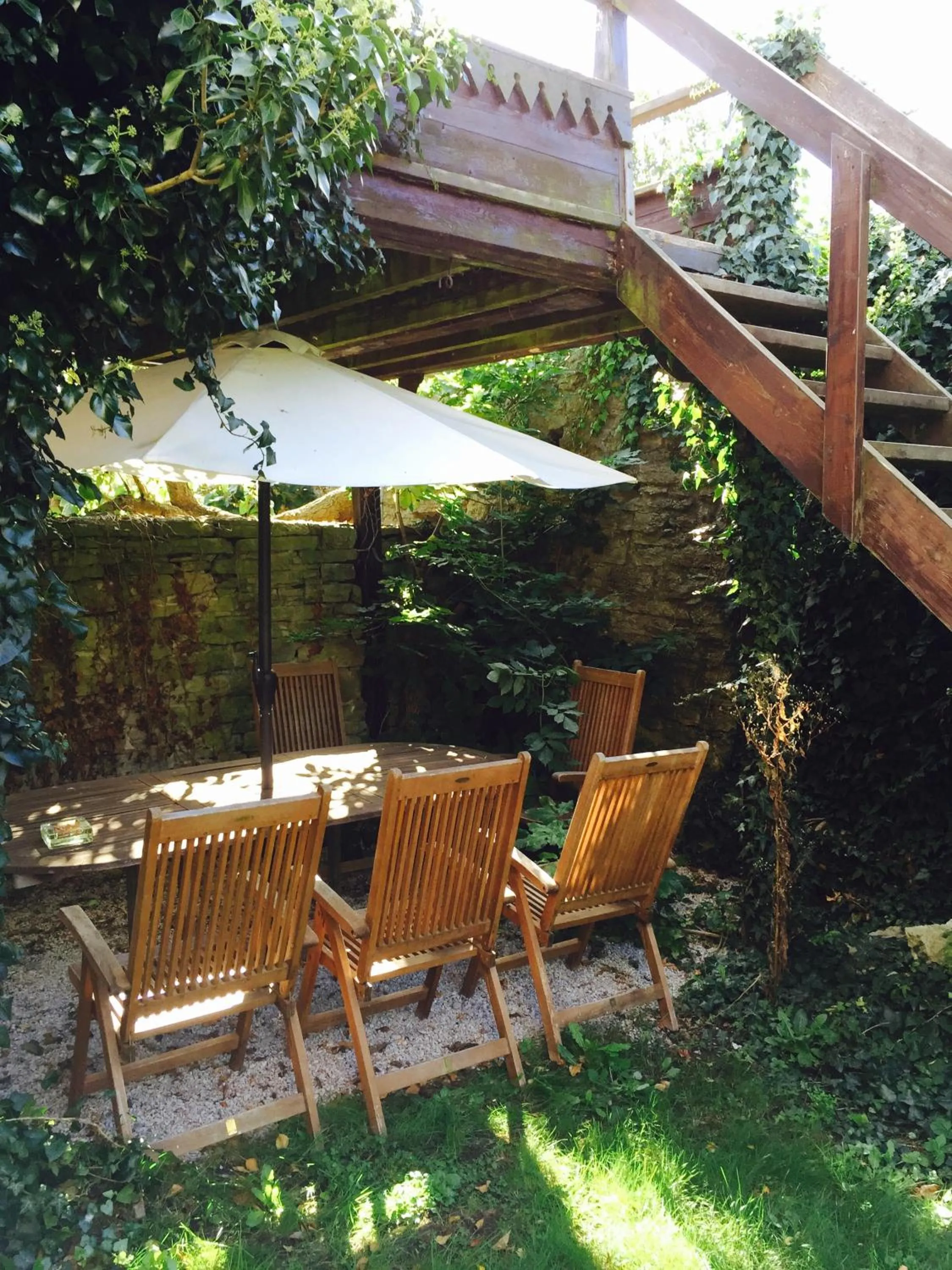 Patio in Mullbärsgårdens Bed and Breakfast