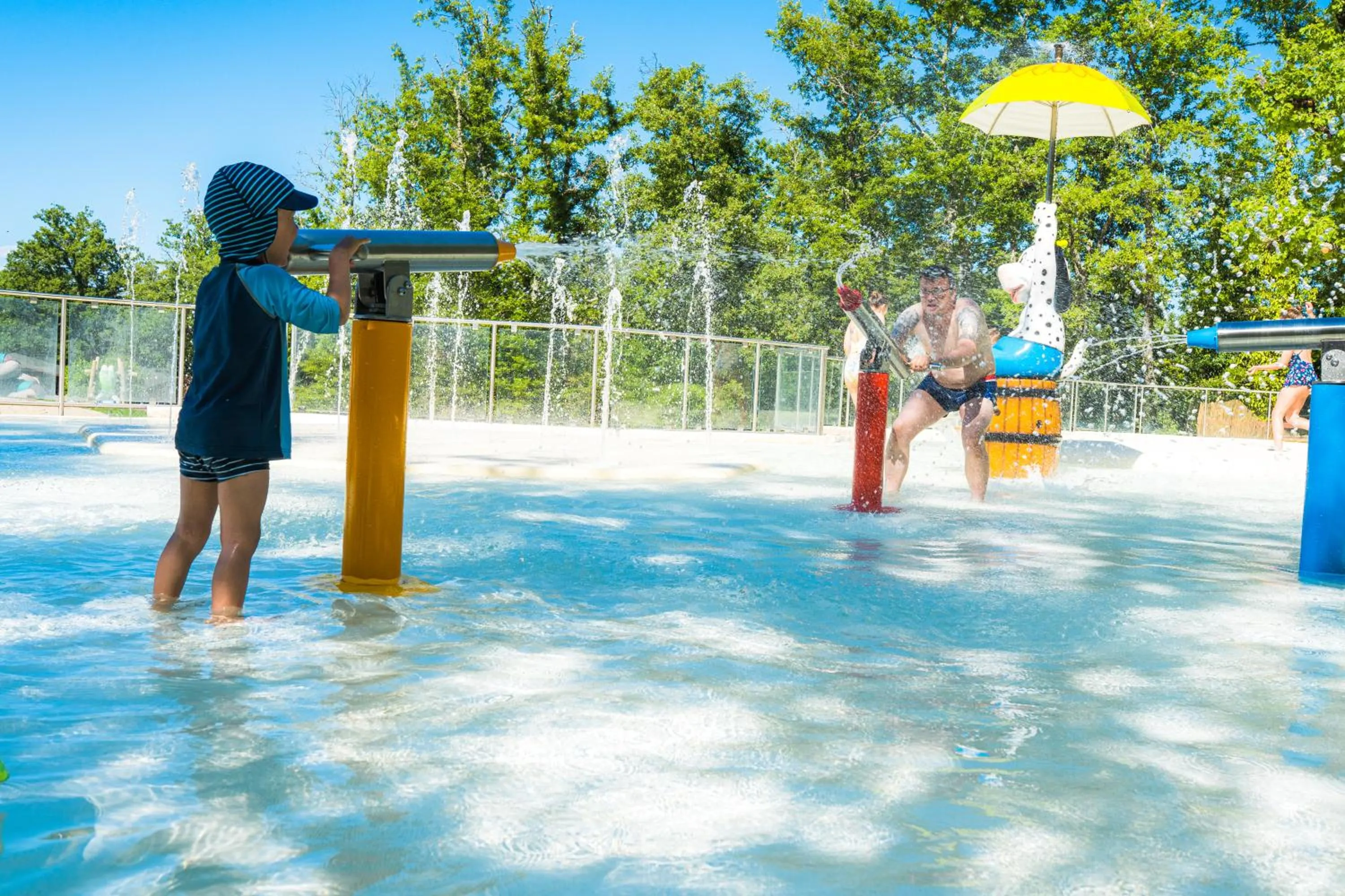 Swimming pool in Chianti Glamping Resort