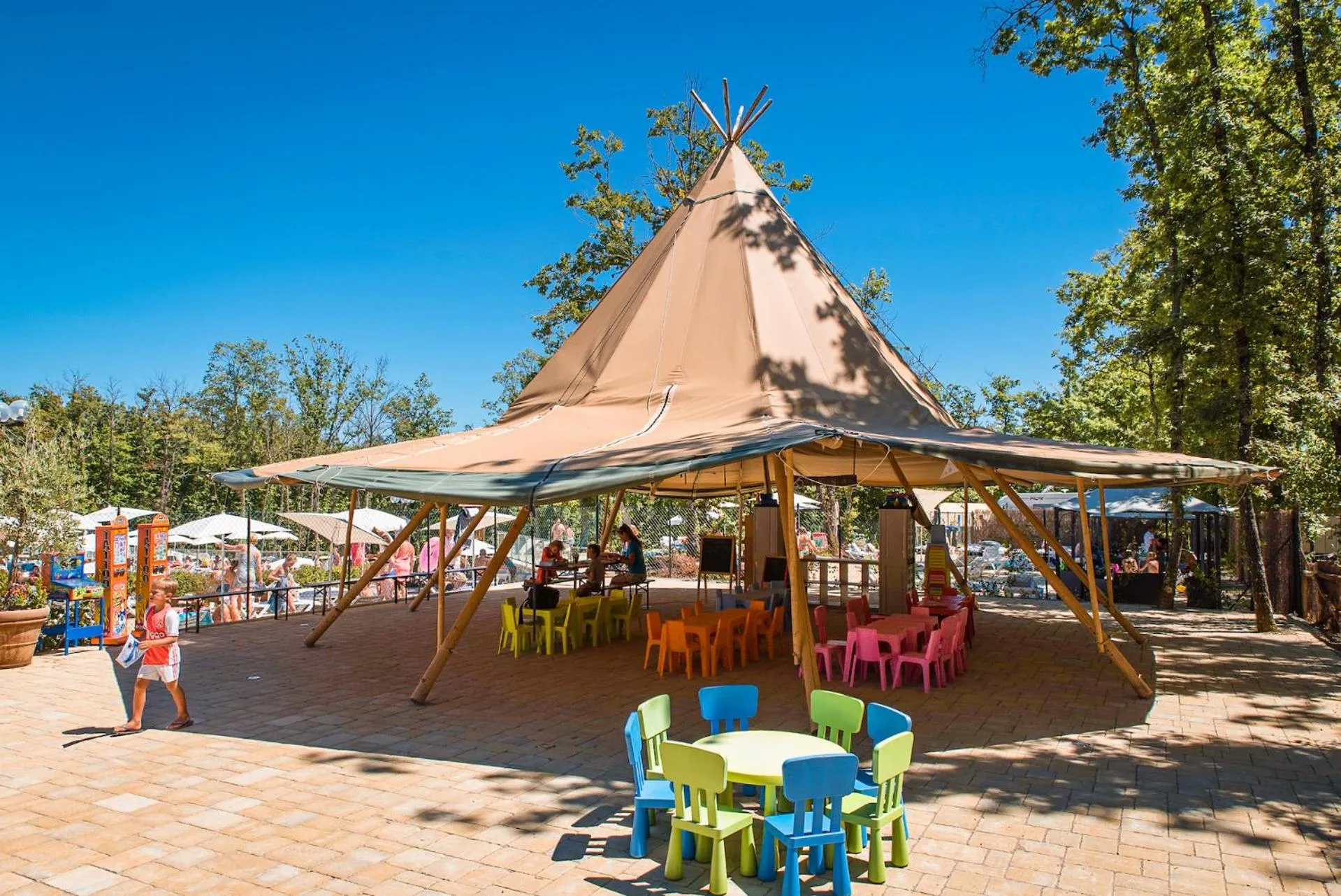 Kids's club in Chianti Glamping Resort