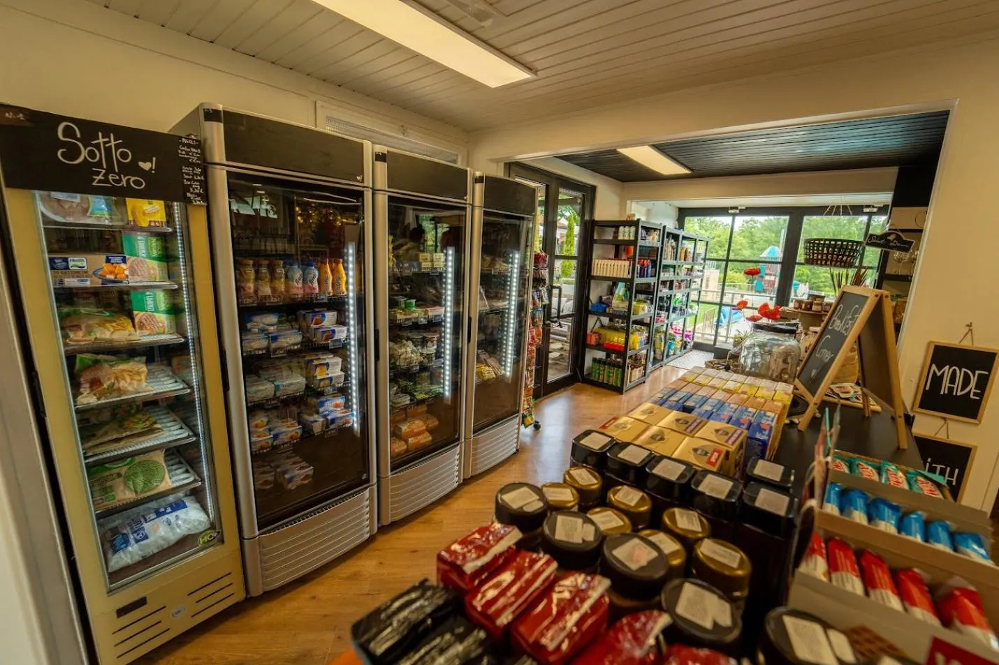 Supermarket/grocery shop in Chianti Glamping Resort