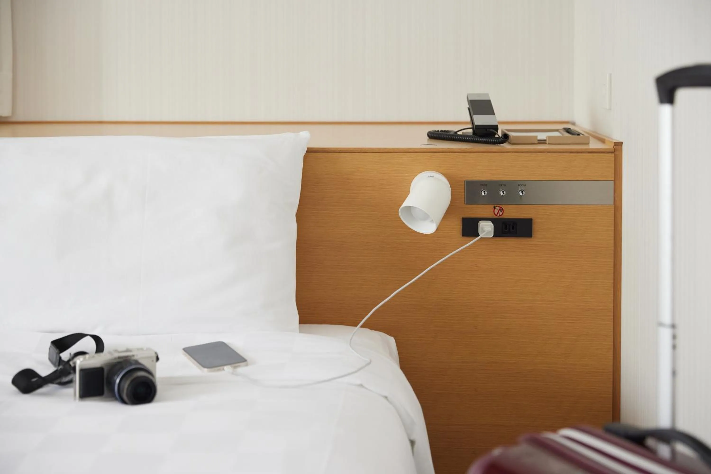 People, Bed in Kobe Motomachi Tokyu REI Hotel