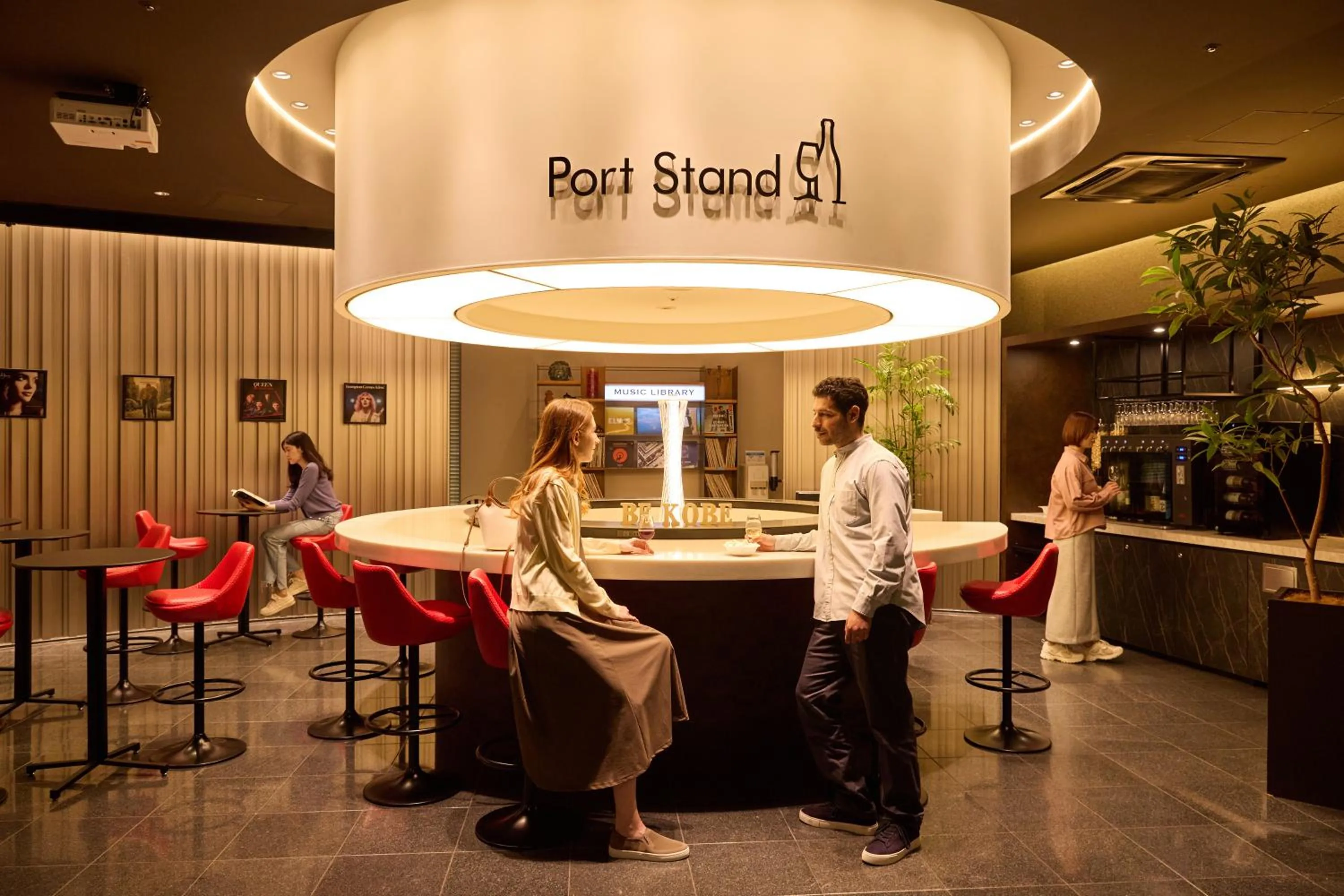 Lounge or bar in Kobe Motomachi Tokyu REI Hotel