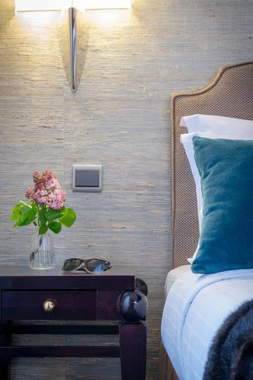 Bedroom, Bed in Hôtel Delavigne