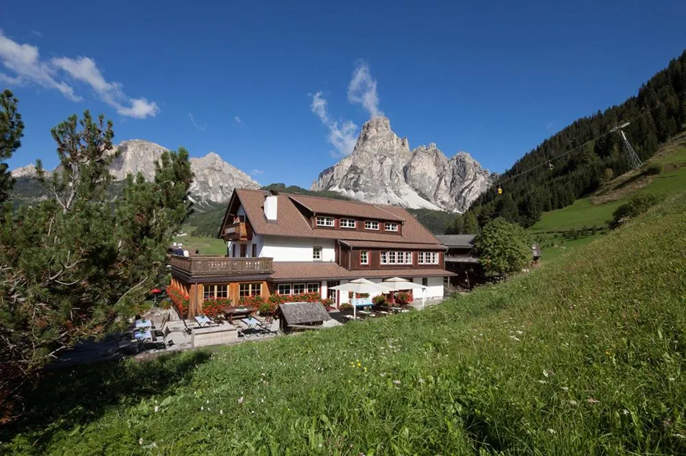 Property building in Berghotel Ladinia