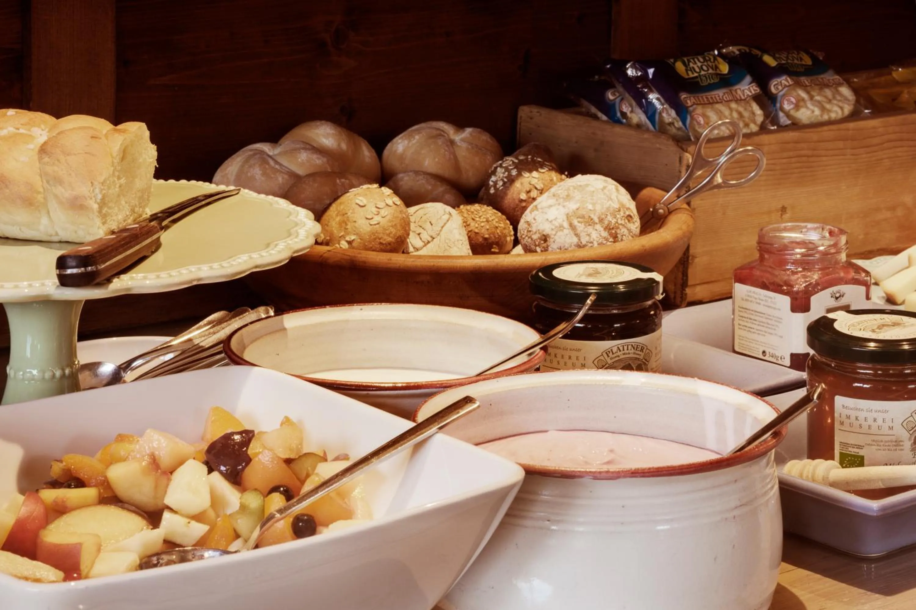 Food and drinks in Berghotel Ladinia