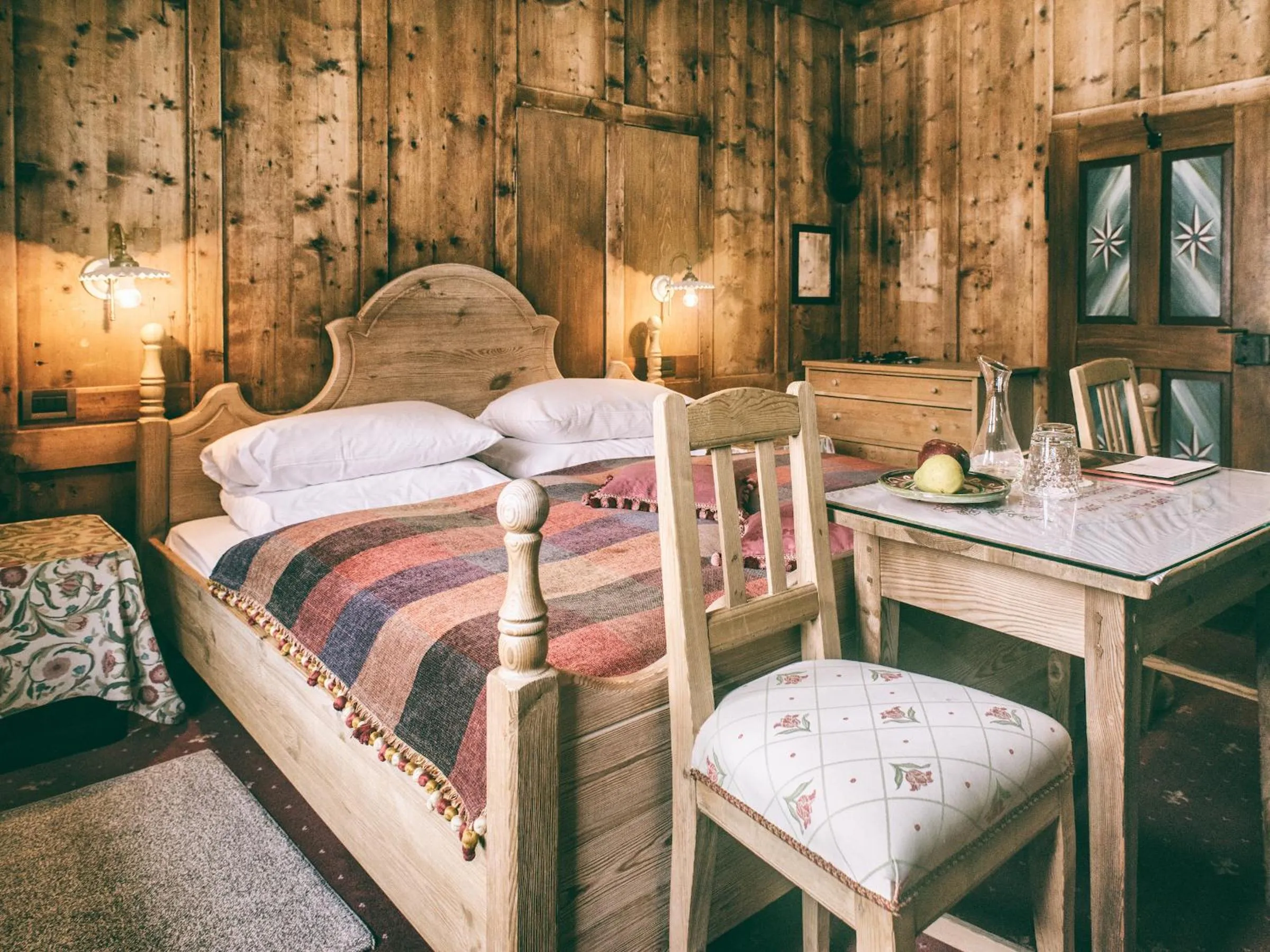 Bed in Berghotel Ladinia