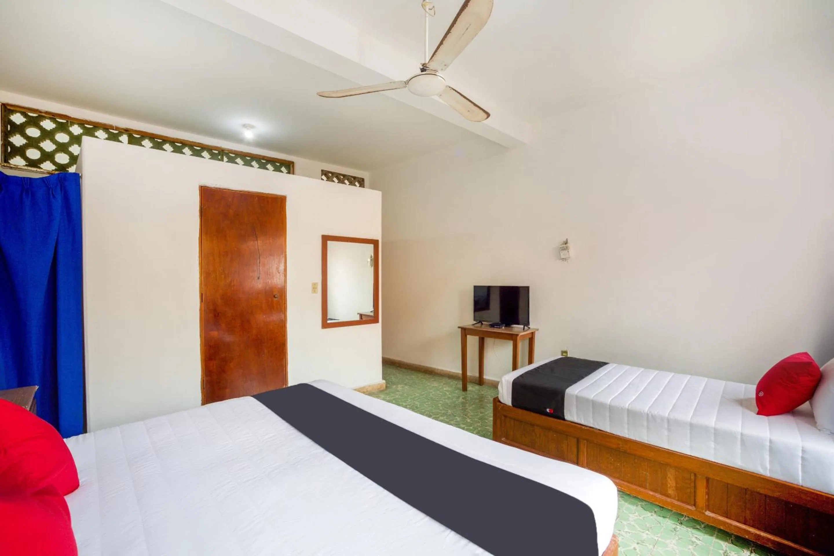 Bedroom, Bed in Hotel Adelita