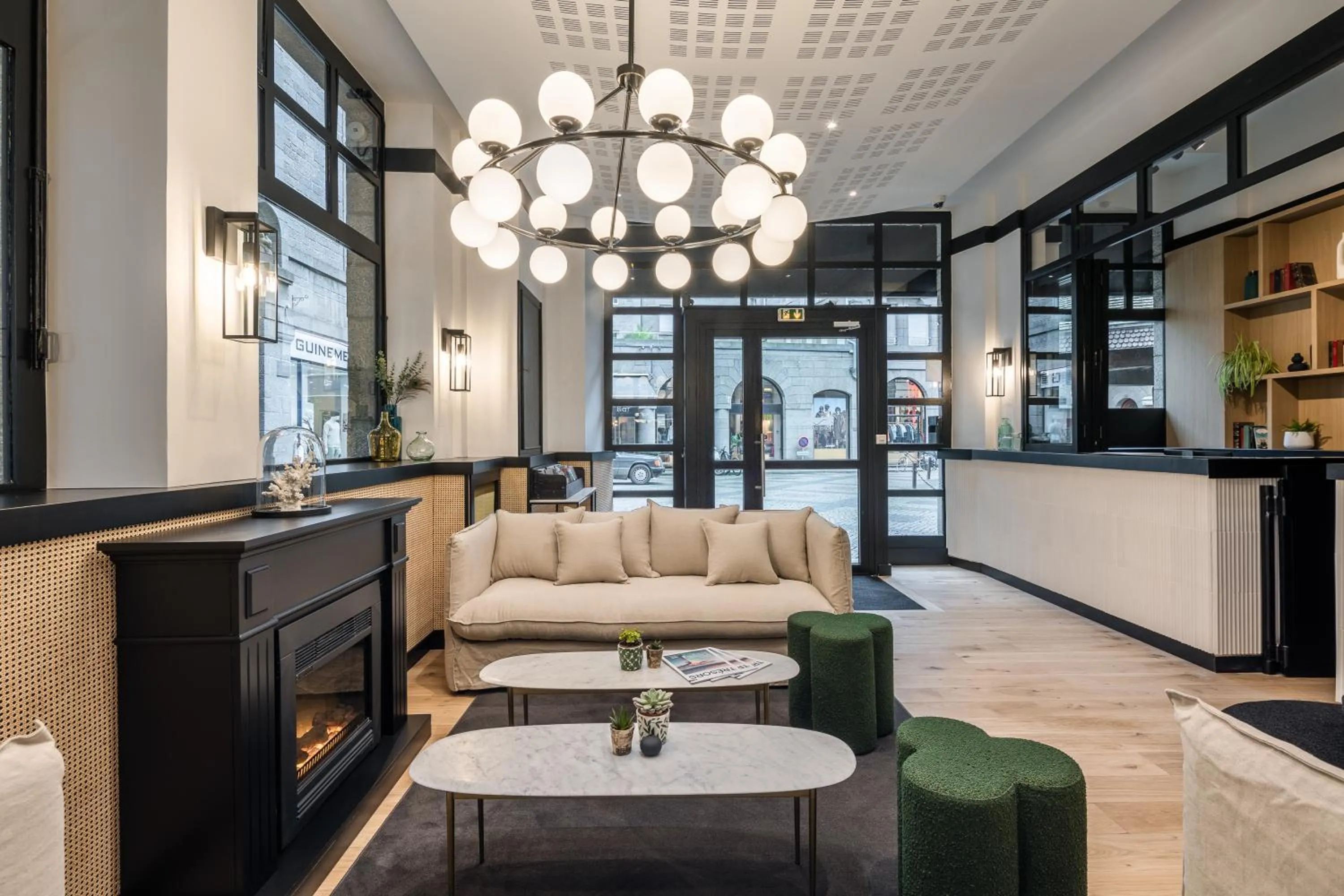 Living room in Hôtel Bristol Union Intra Muros