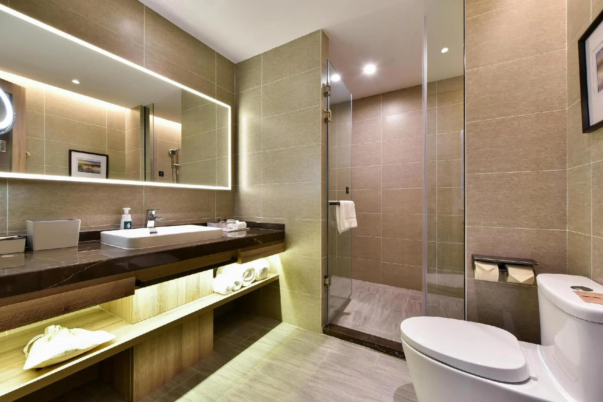 Photo of the whole room in Atour Hotel Dalian Lvshunkou