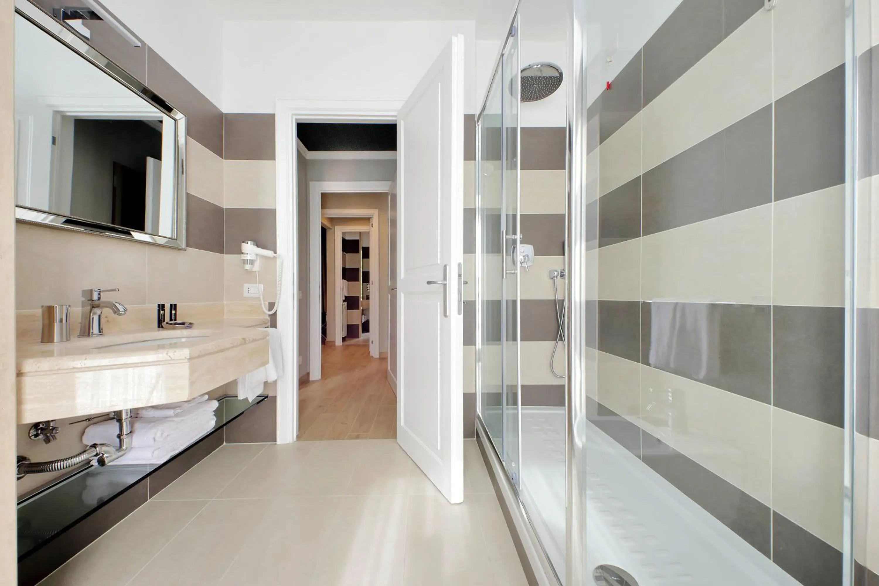 Piazzetta Margutta - My Extra Home