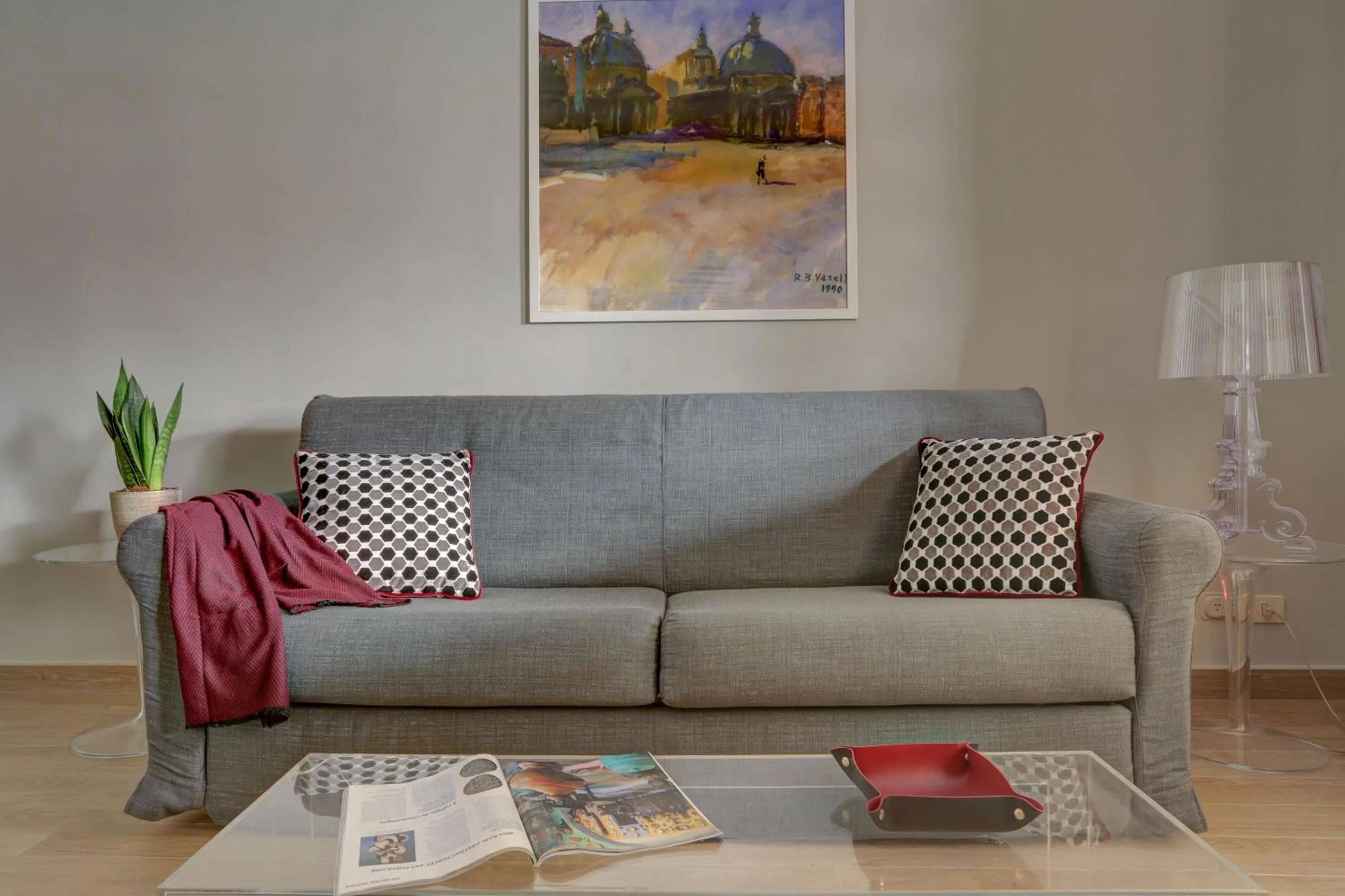 Living room in Piazzetta Margutta - My Extra Home