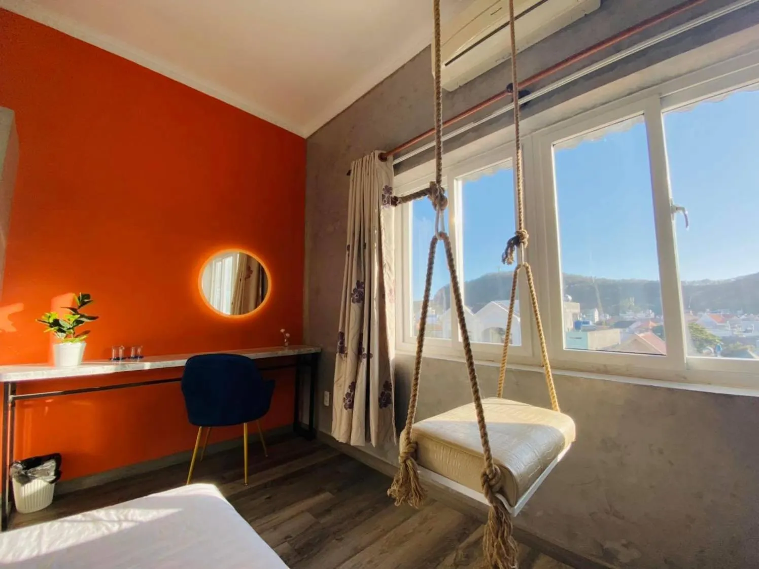 Seating area, Bed in Dylan Hotel