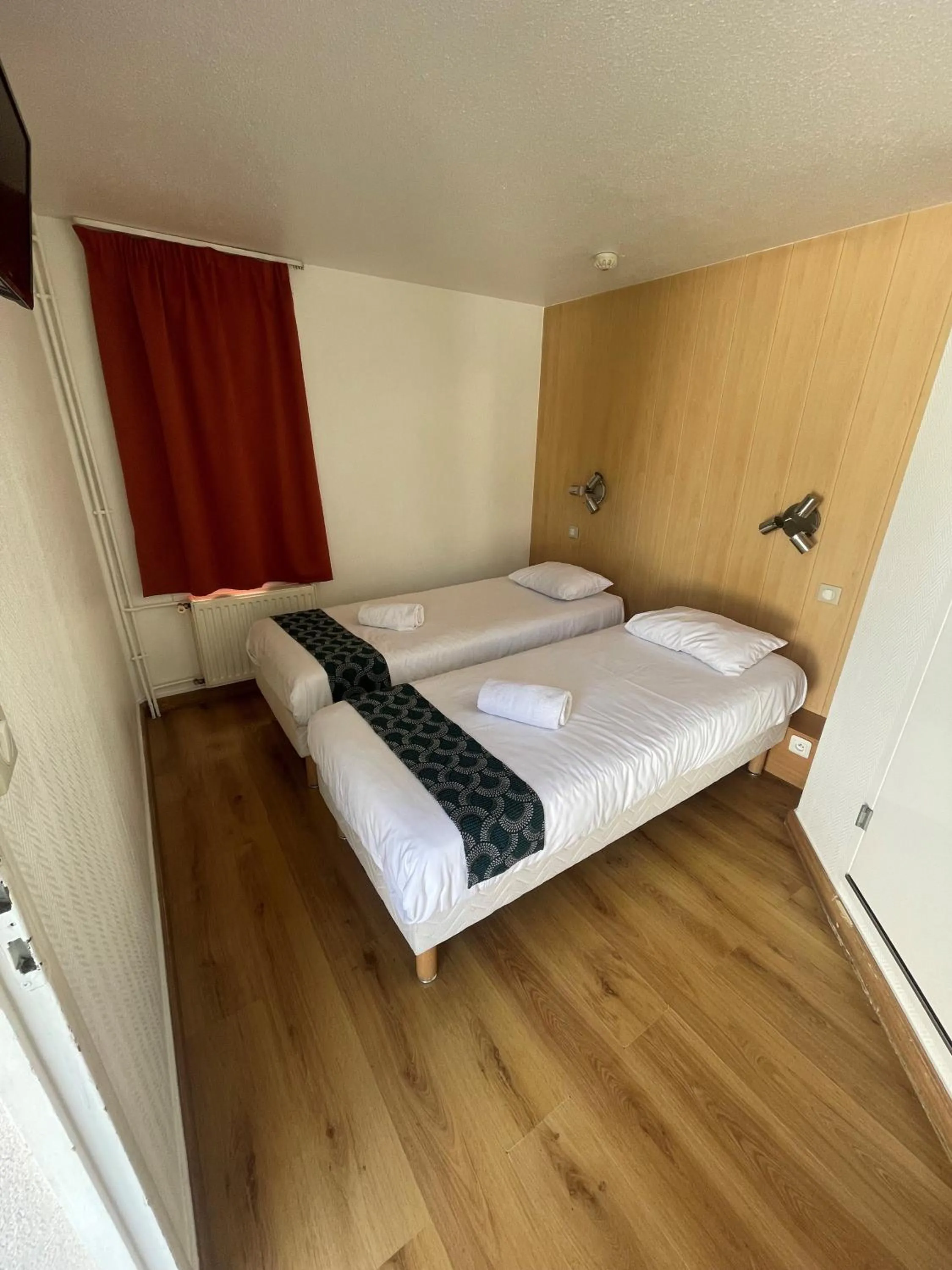 Bedroom, Bed in FH Confort Annecy