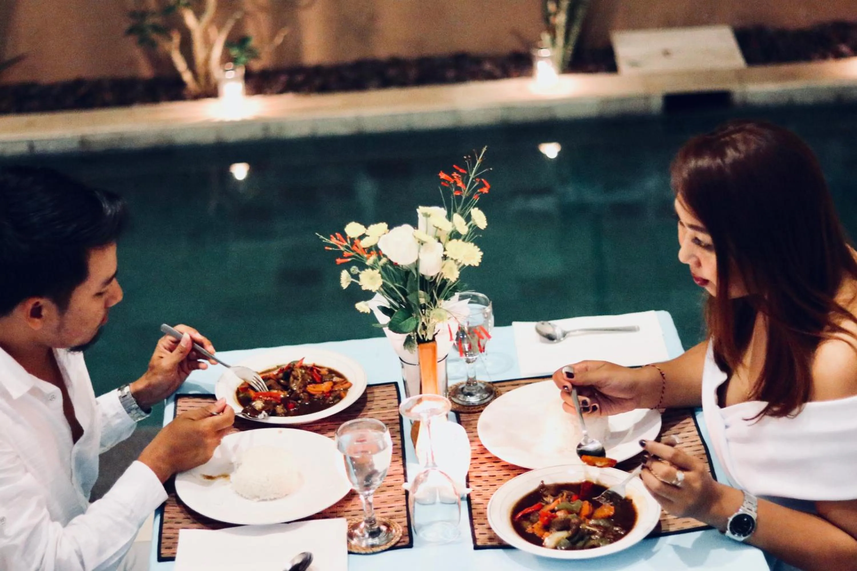 Food and drinks in Noah Villa and Chapel