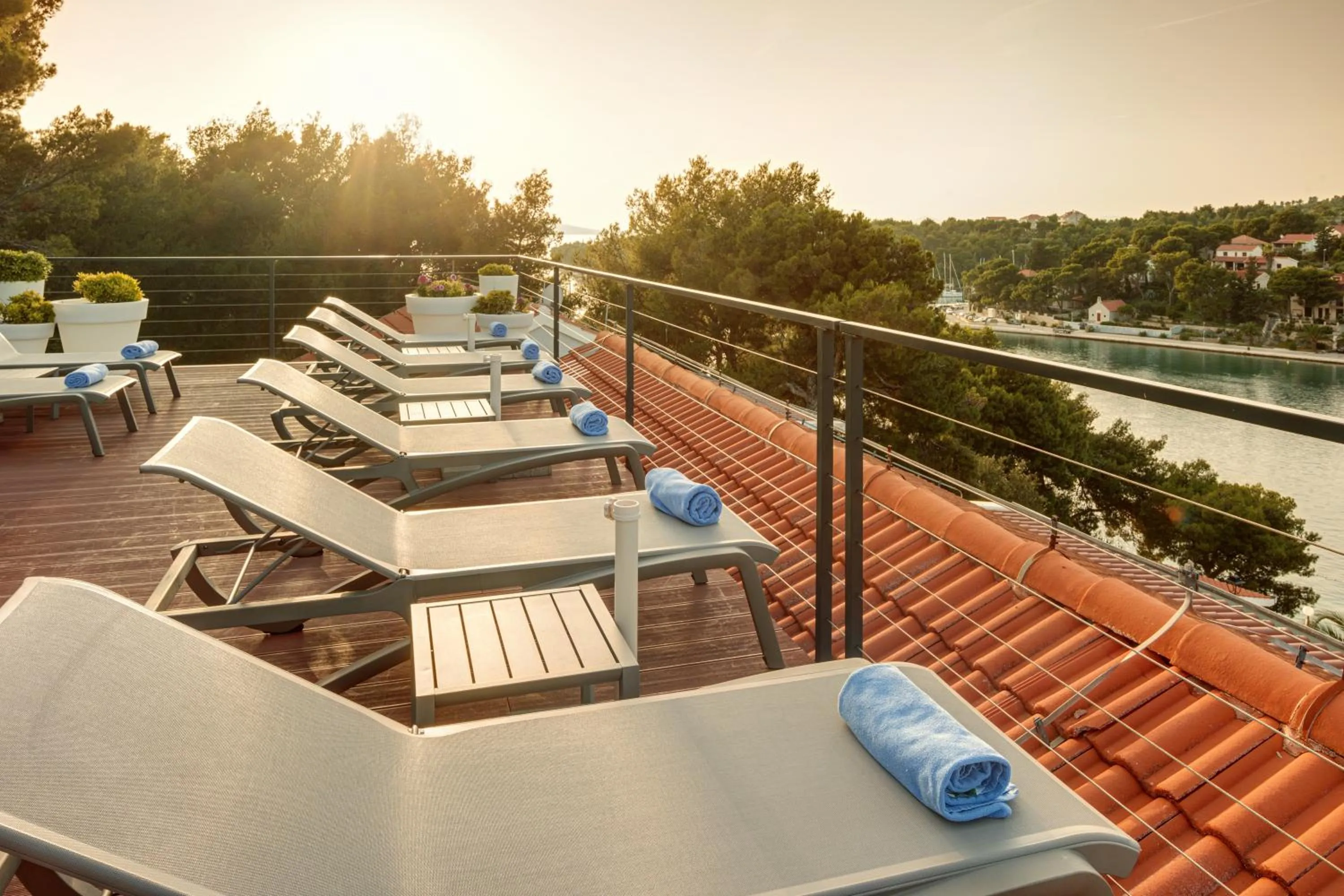 Area and facilities in Hotel Milna Osam - Adults Only