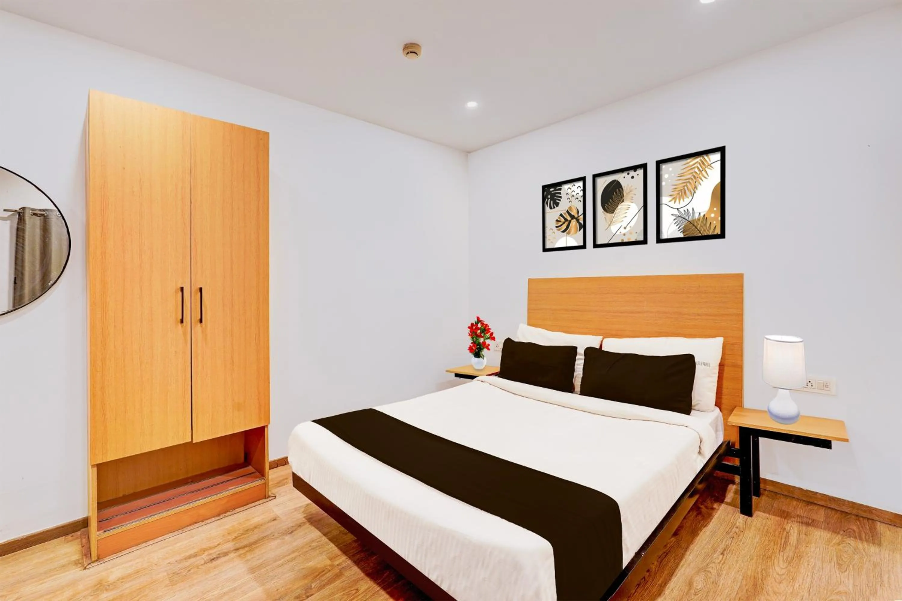 Bedroom, Bed in Super Townhouse Pondicherry