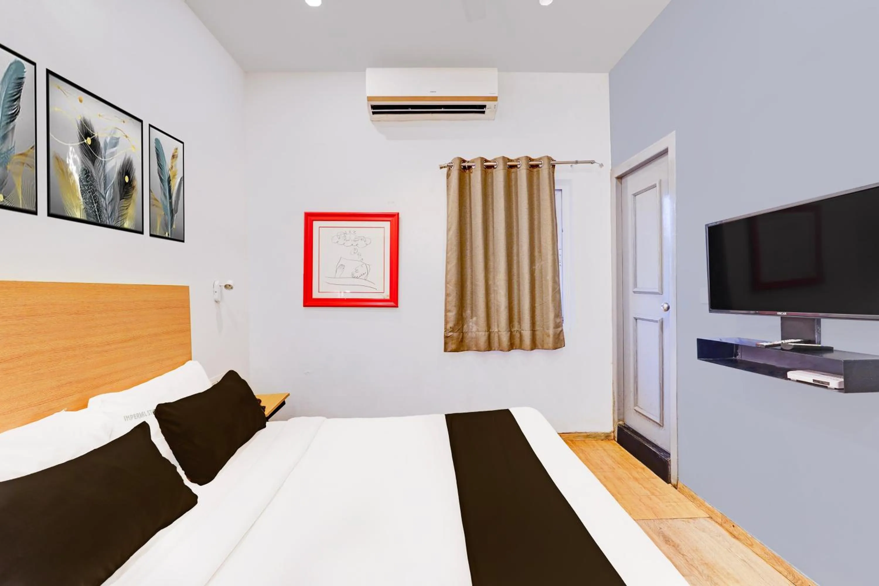 Bedroom, Bed in Super Townhouse Pondicherry