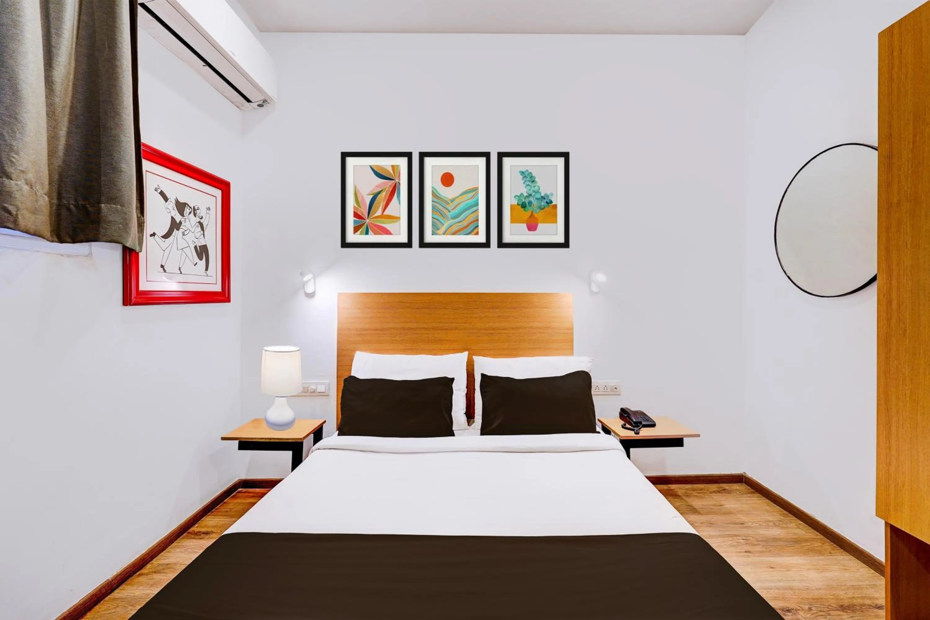 Bedroom, Bed in Super Townhouse Pondicherry