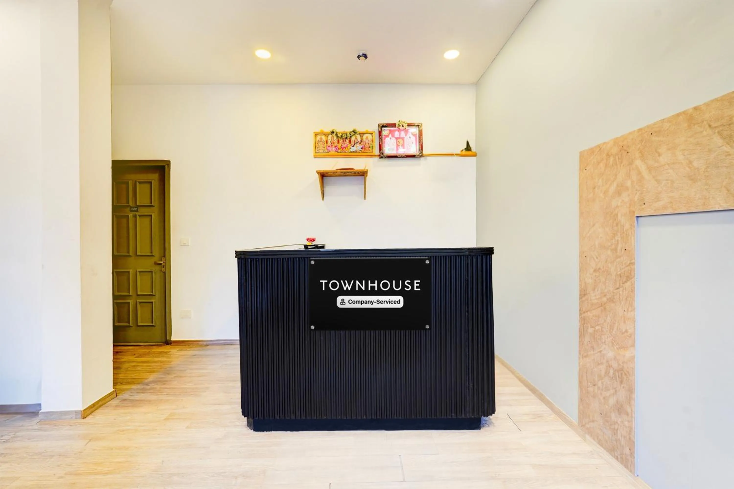 Lobby or reception in Super Townhouse Pondicherry