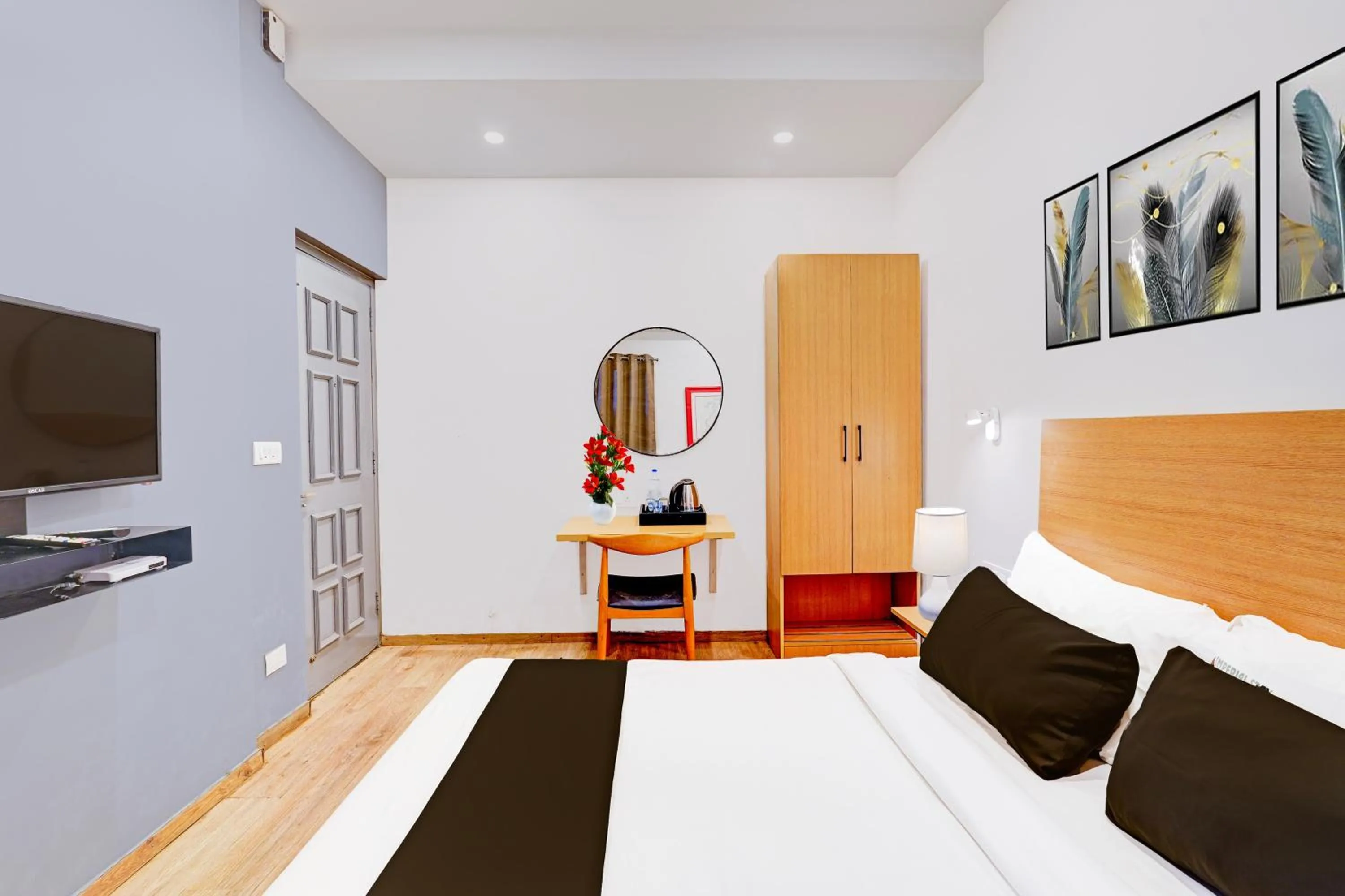 Bedroom, Bed in Super Townhouse Pondicherry