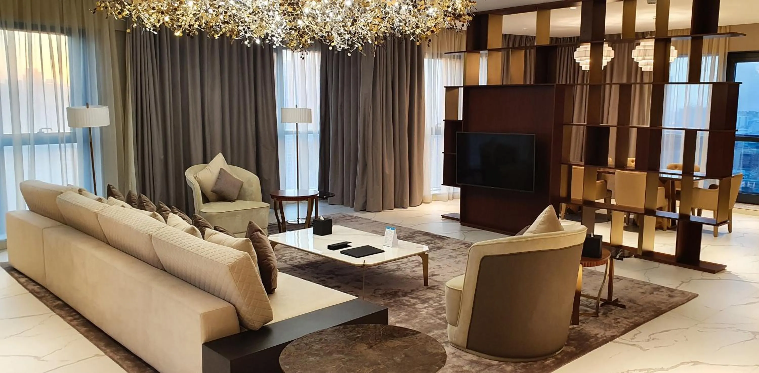 TV and multimedia in Millennium Place Barsha Heights Hotel Apartments