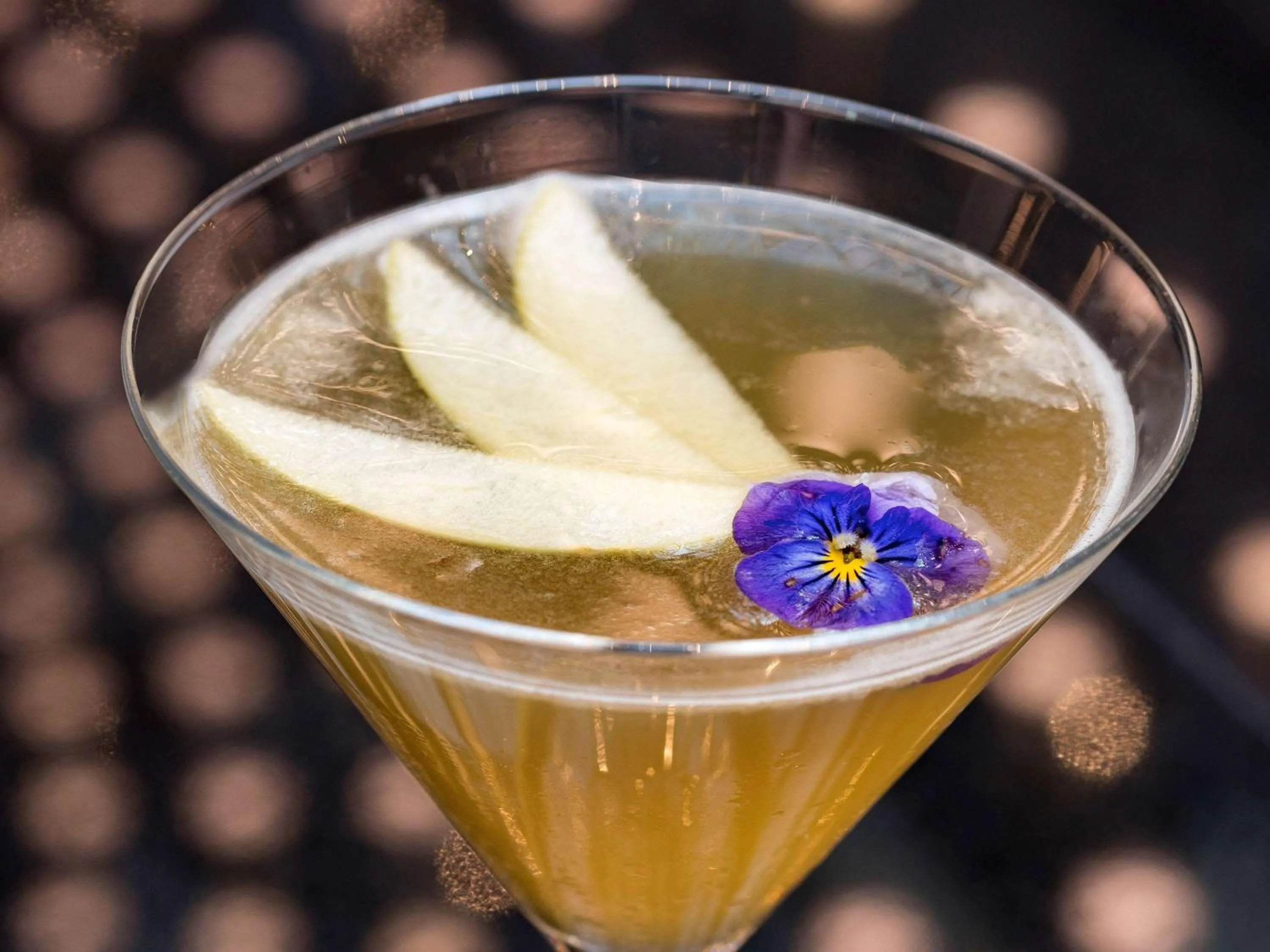 Lounge or bar in Le Louis Hotel Versailles Château - MGallery Collection