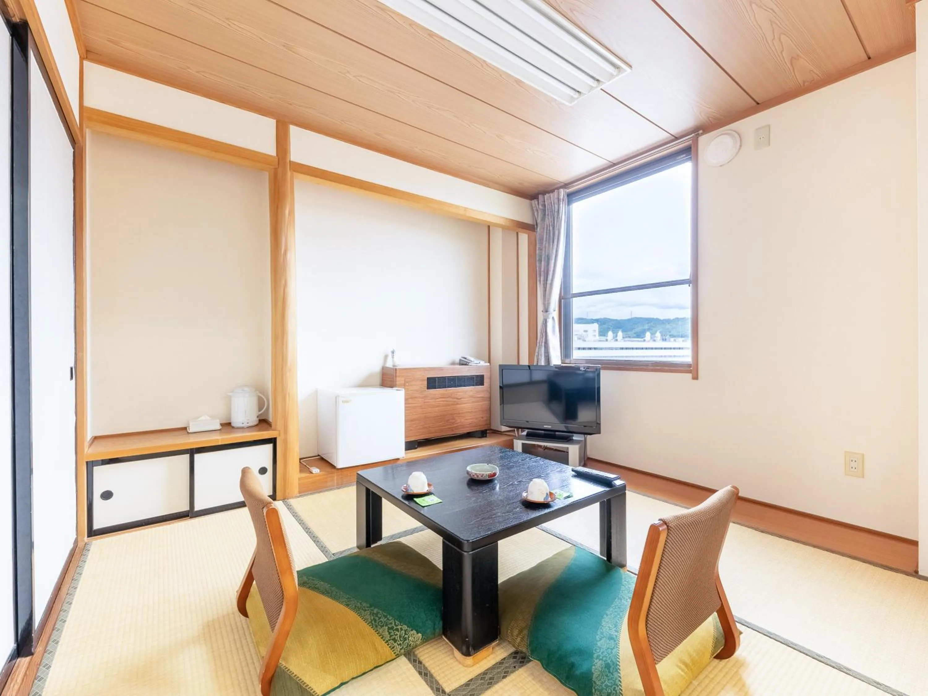 TV and multimedia in Tabist Travel Inn Shinshu Nakano