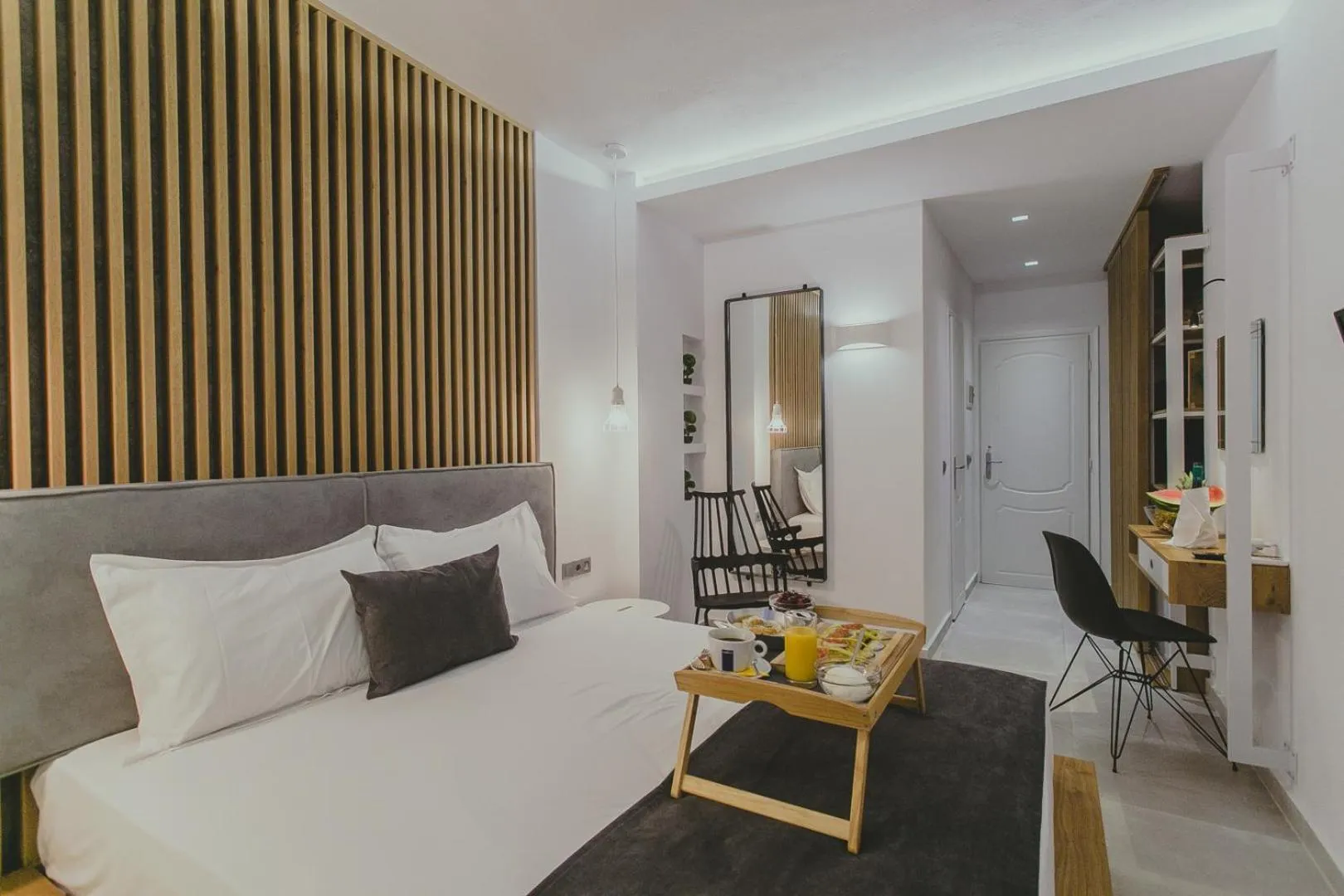 TV and multimedia in Hotel Papagalos