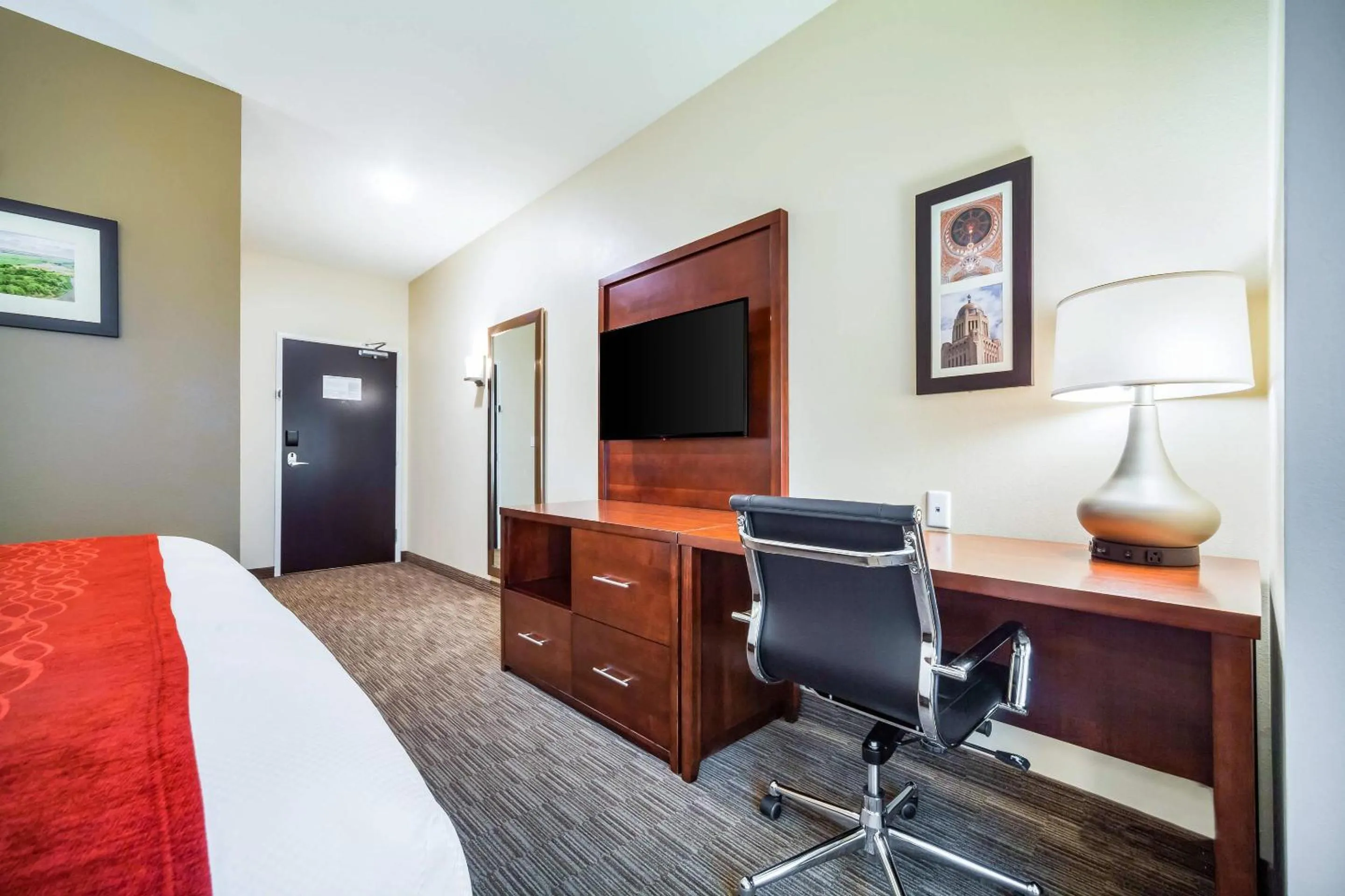 Bedroom, Bed in Comfort Inn & Suites North Platte