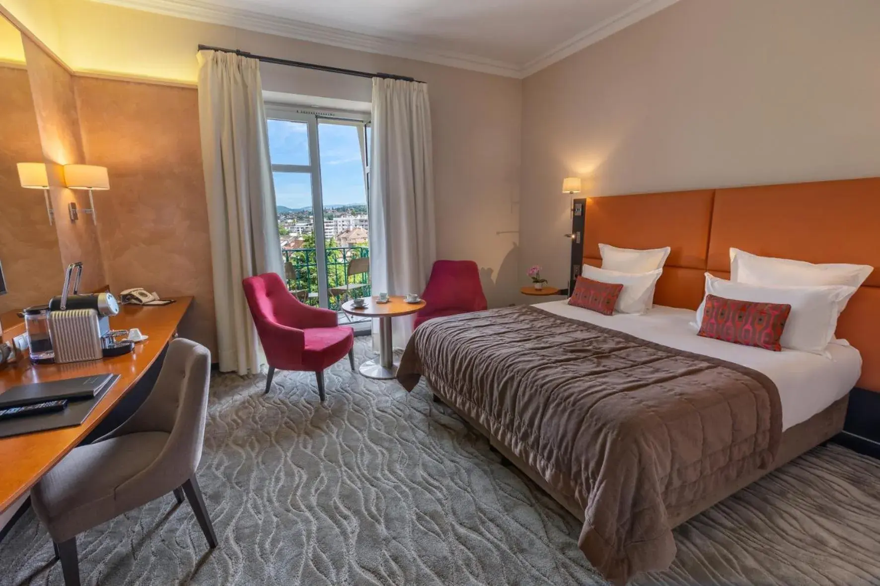 Classic Room with Balcony - Reservation Needed - Spa Access Included in Impérial Palace Classic Room with Balcony - Reservation Needed - Spa Access Included in Impérial Palace