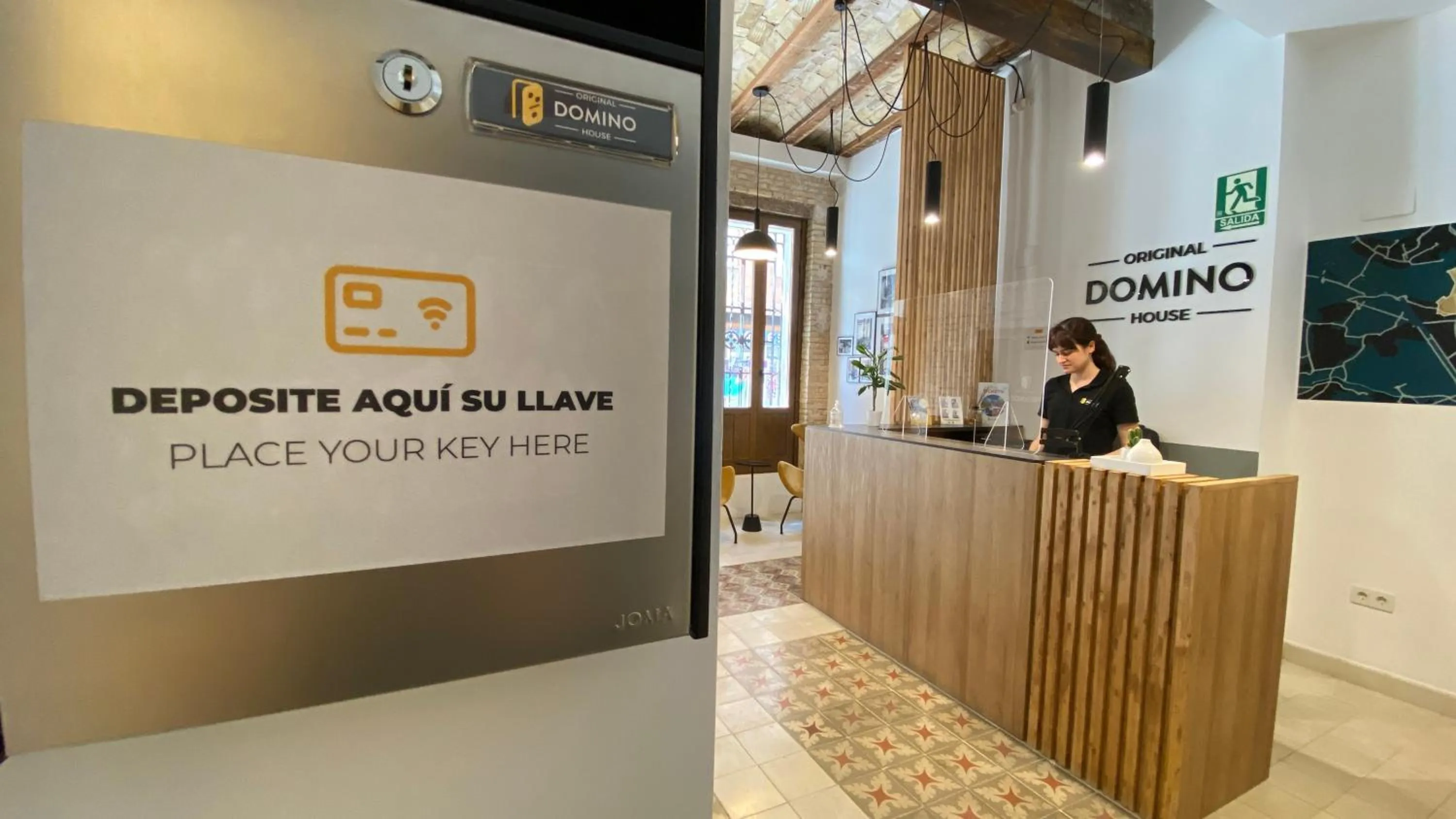 People in Original Domino House