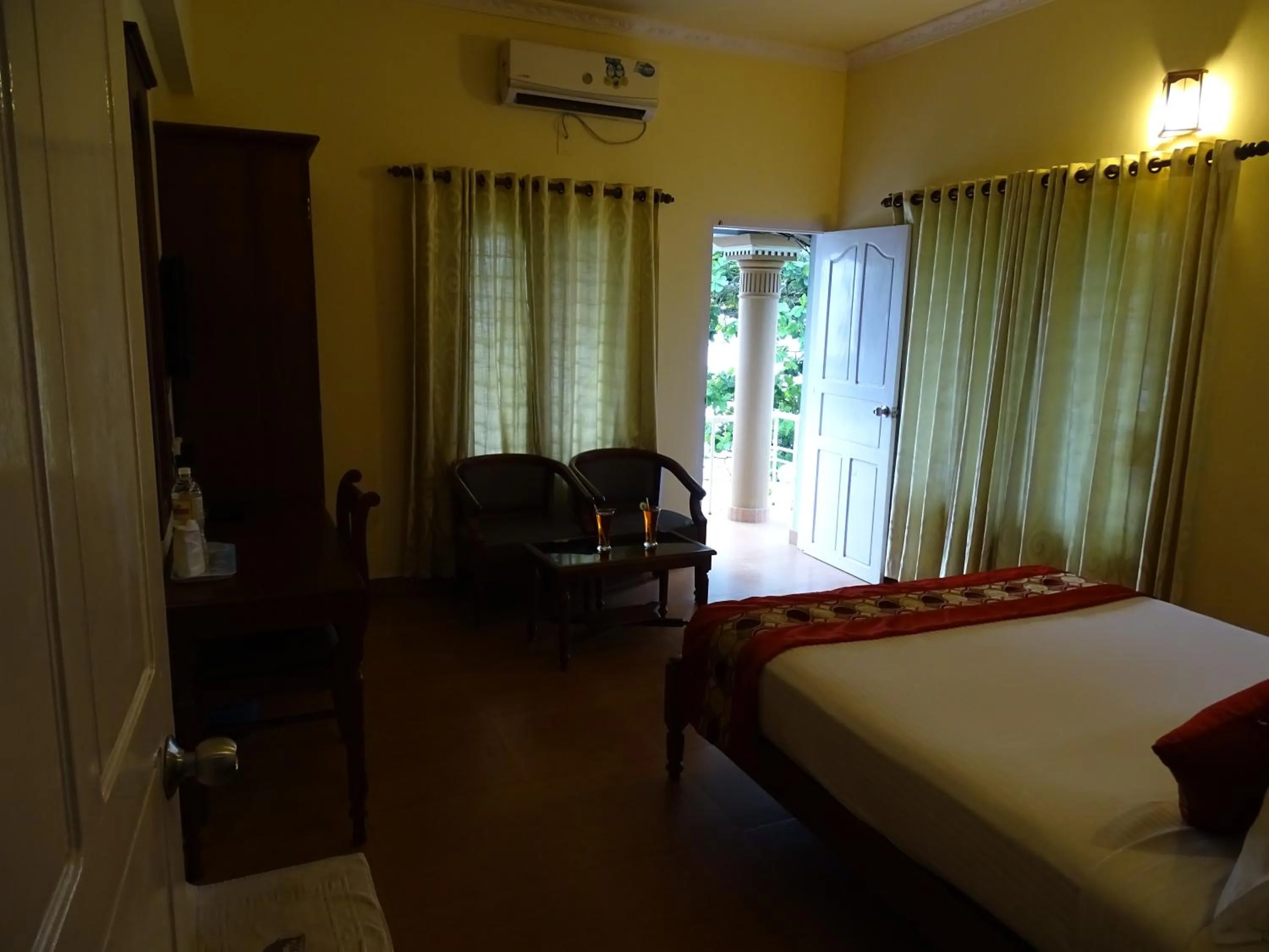 Bed in Sealine Beach Resorts