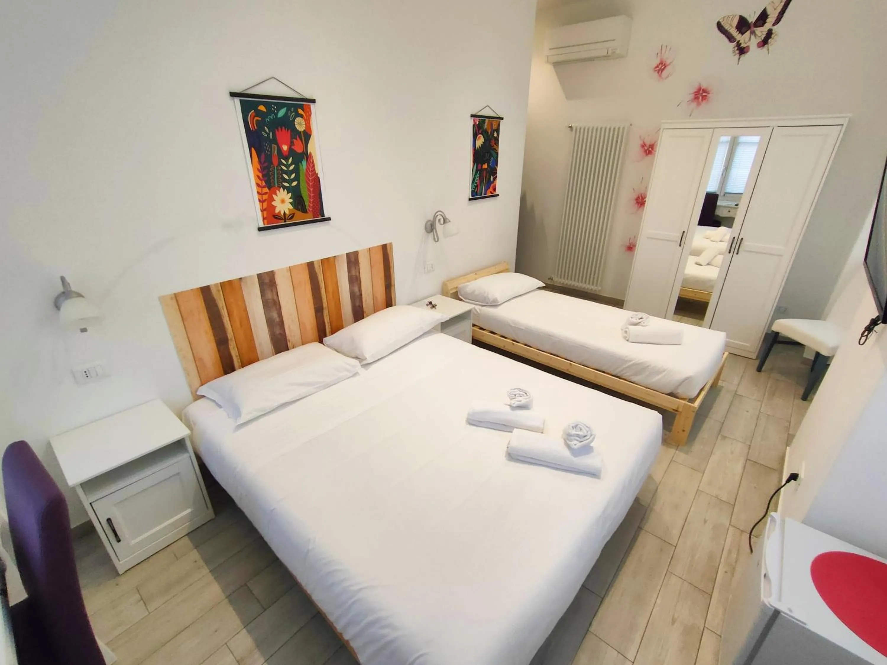 Bed in Rossetti Rooms