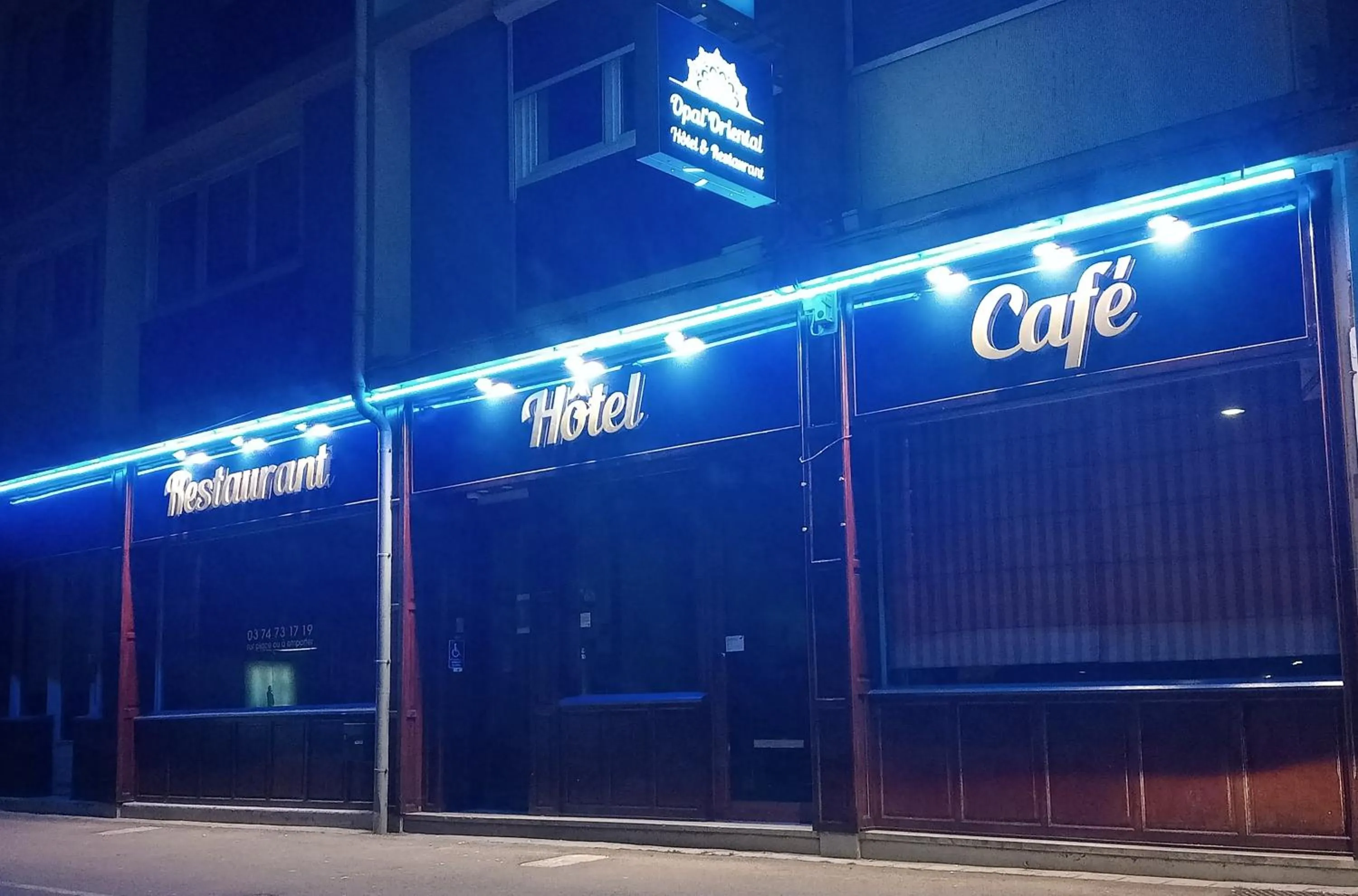 Night, Property Logo/Sign in Le Sleeping