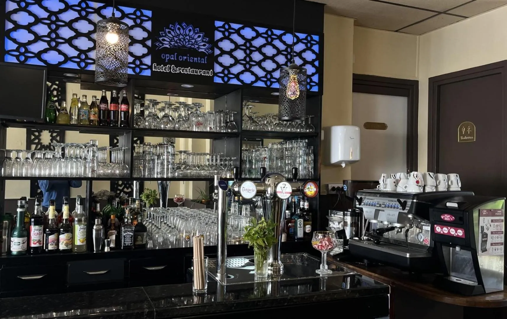 Lounge or bar in Le Sleeping