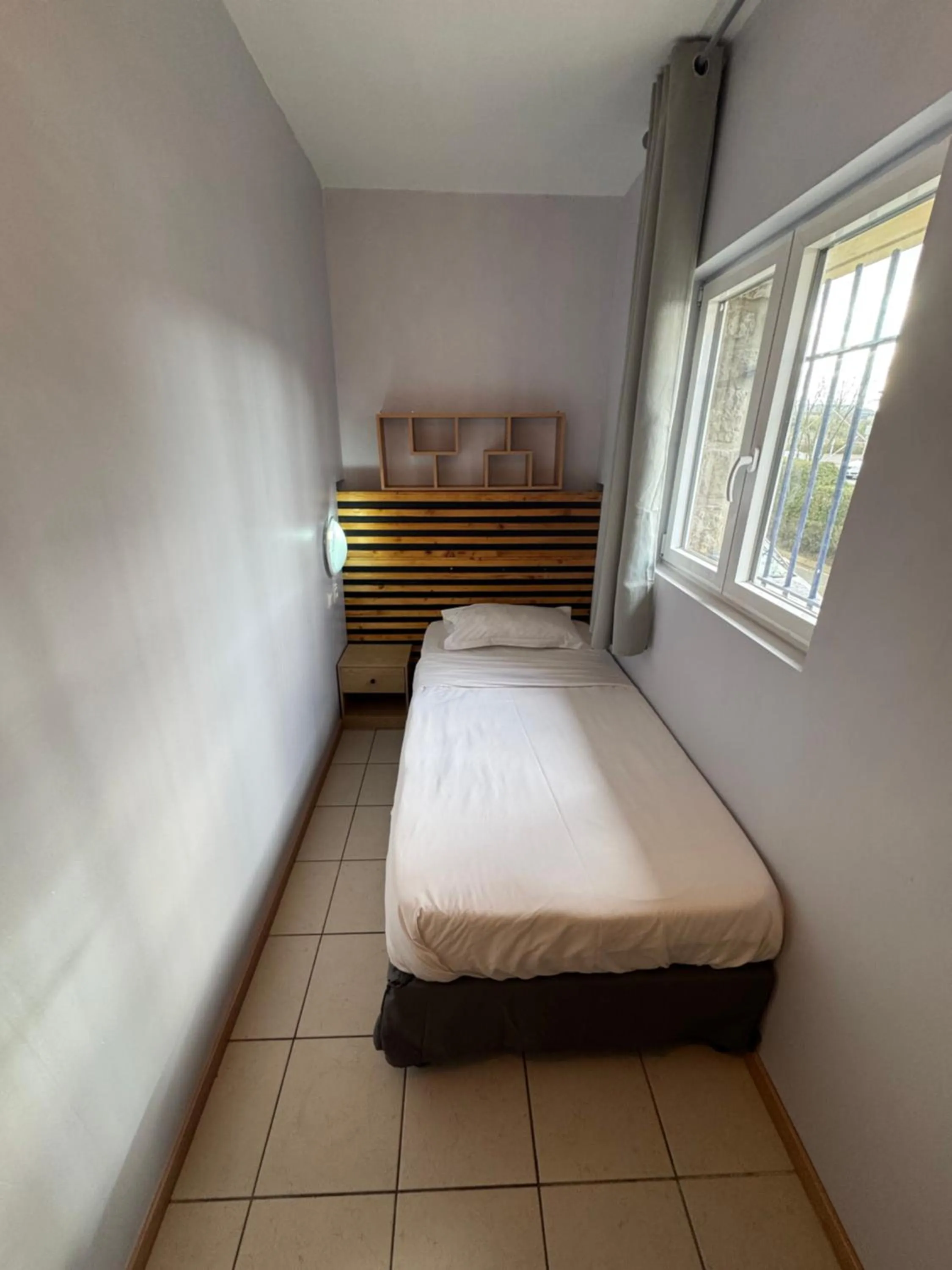 Bed in Hôtel OpalOriental Boulogne Sur Mer - gare ville et centre